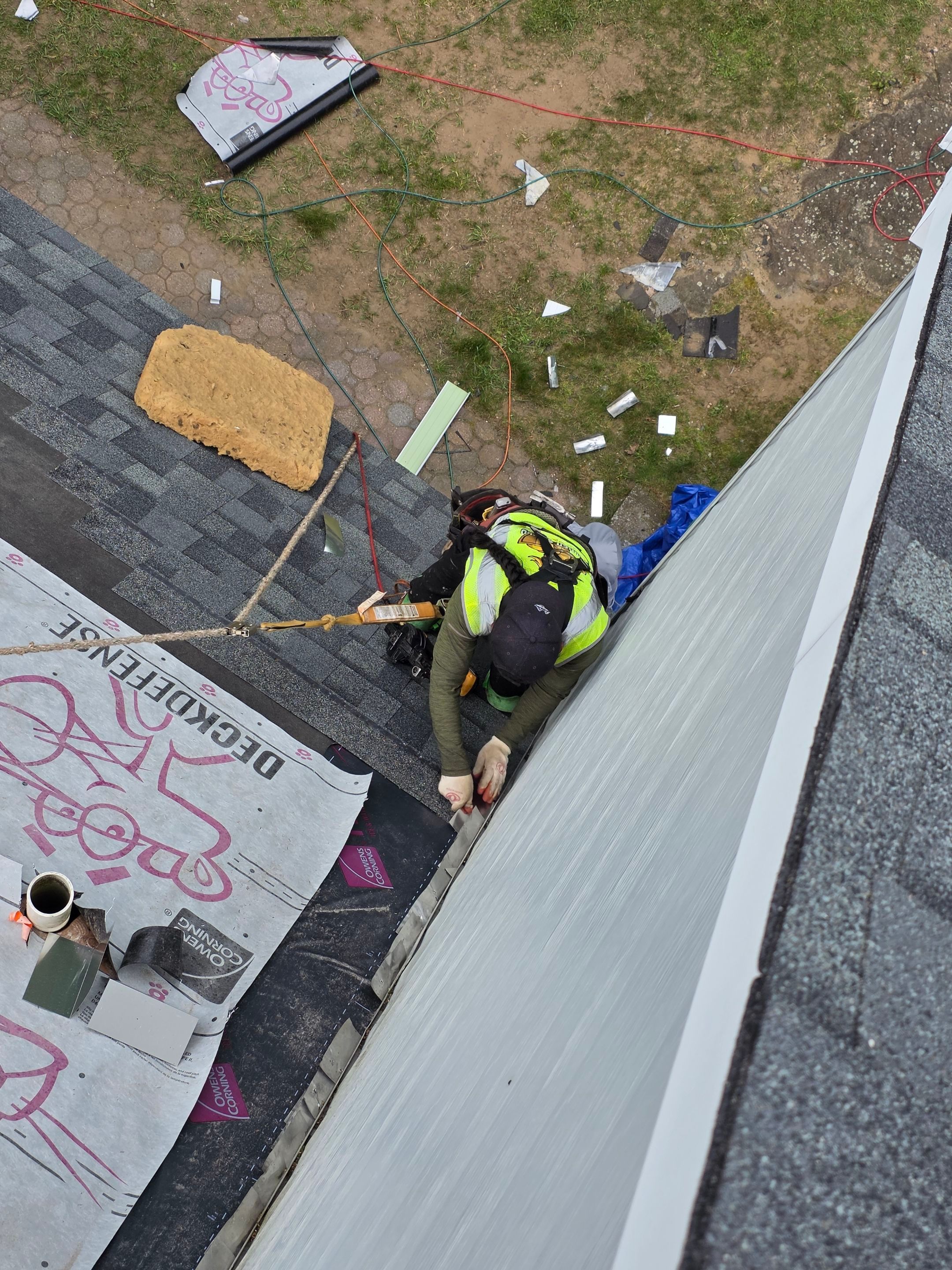 Owens Corning Duration: Estate Gray in Bantam, Connecticut by Golden Shield Roofing