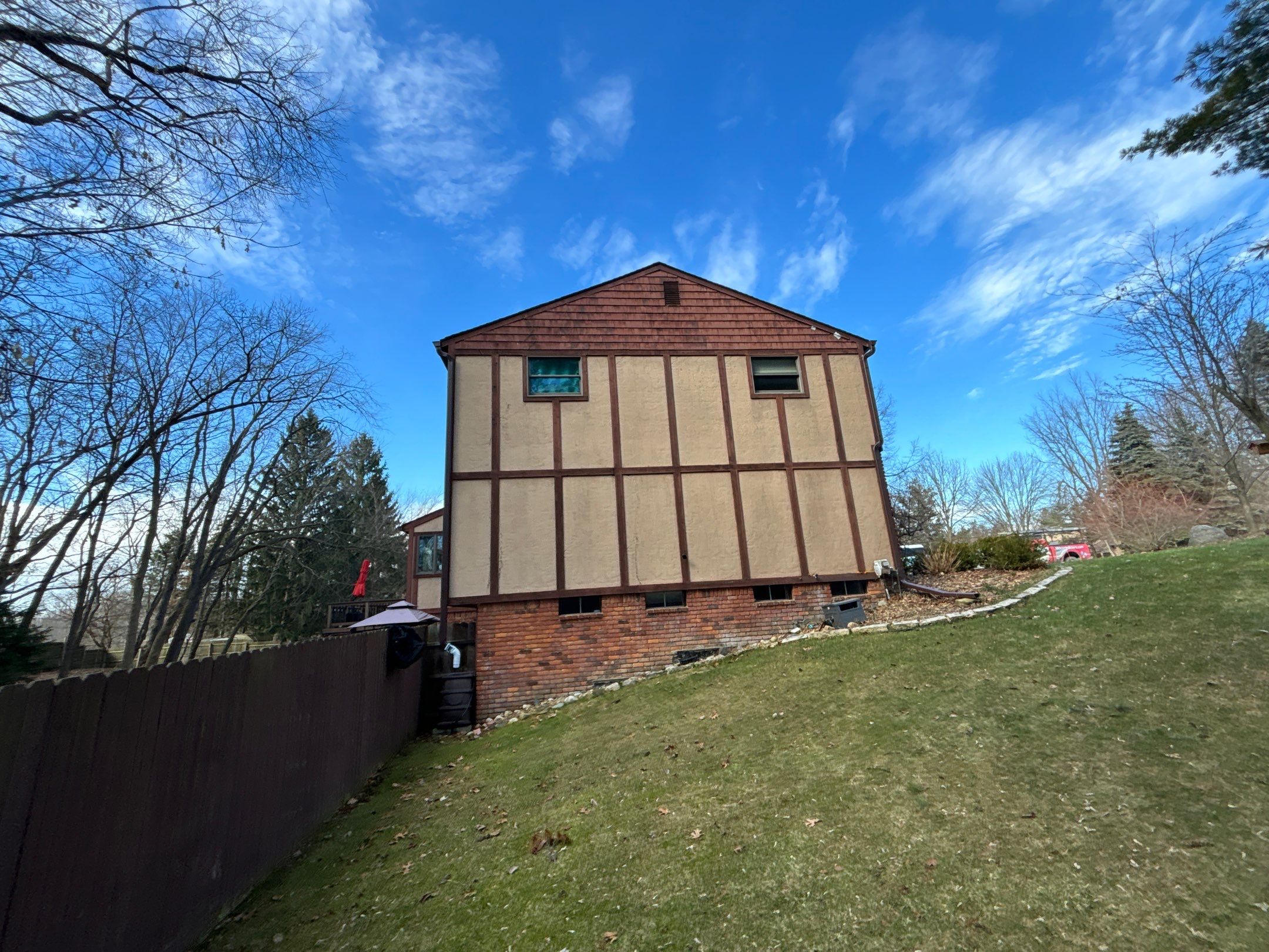 Siding Replacement using Alside D4 Odyssey-Plus Dutchlap by 180 Contractors
