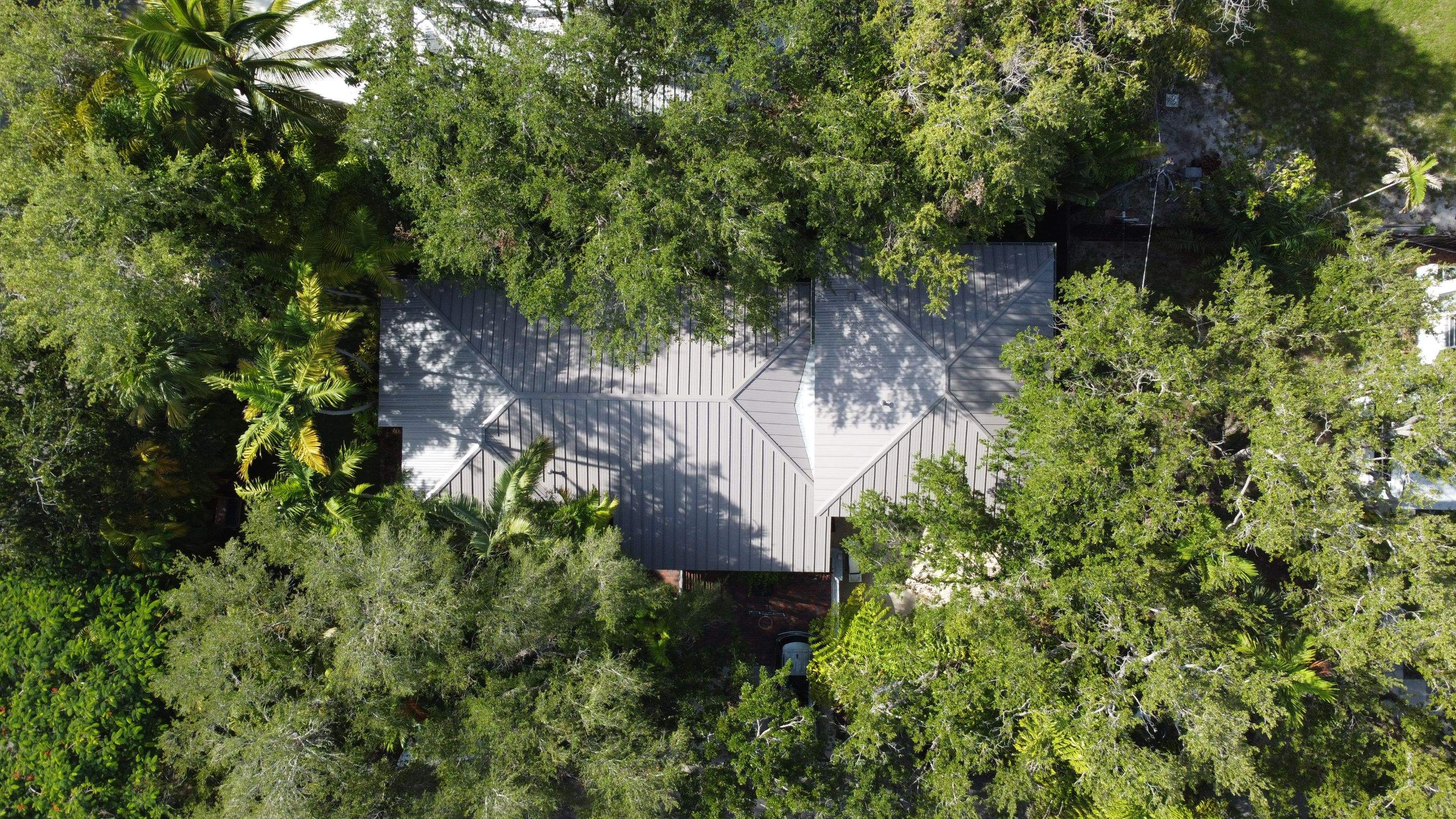 Metal Roof - Galvalume - Slate Gray by Istueta Roofing