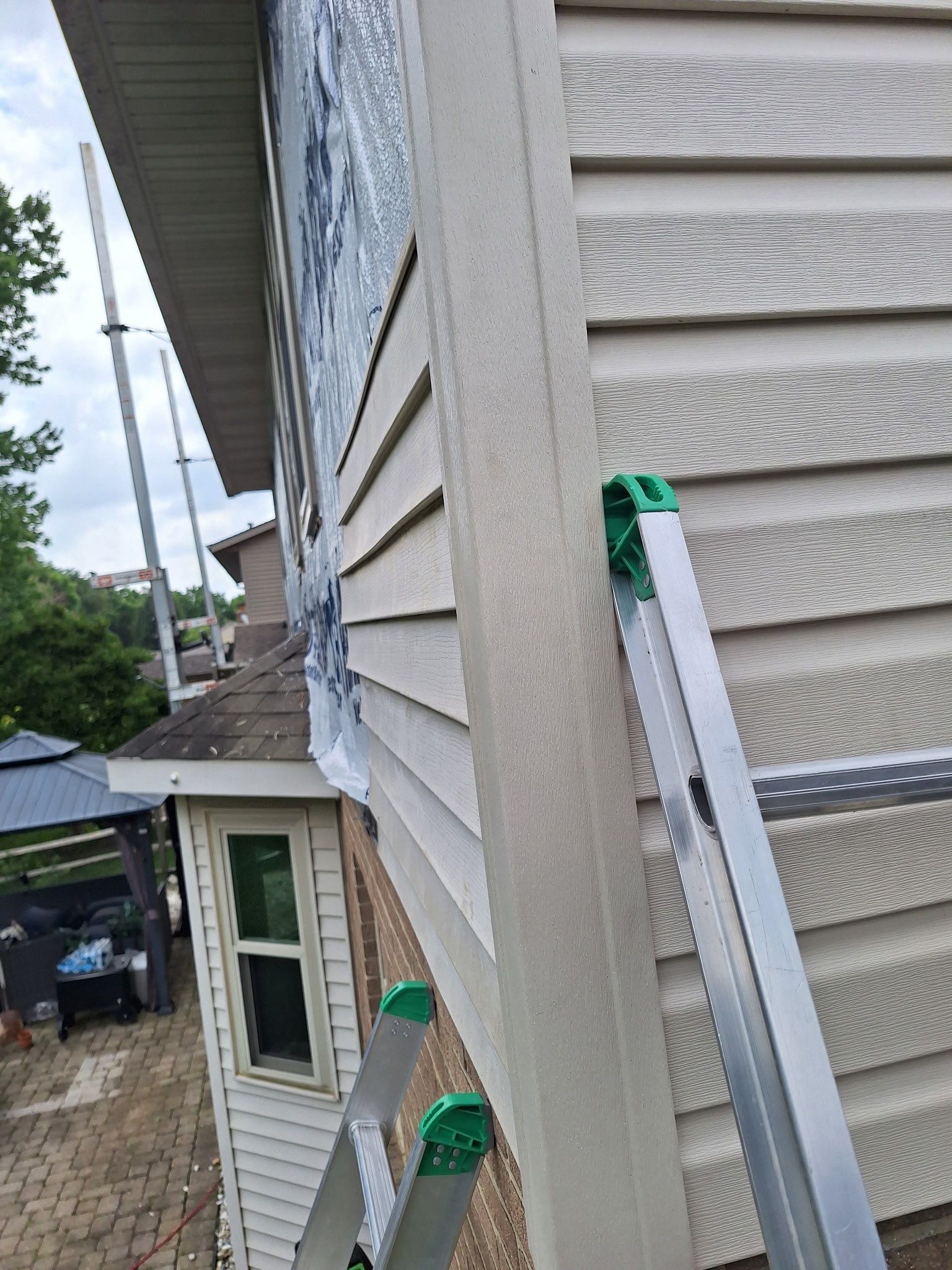 Mastic Mill Creek Vinyl Siding Replacement in Fairfield Ohio by XPRO ELITE LLC