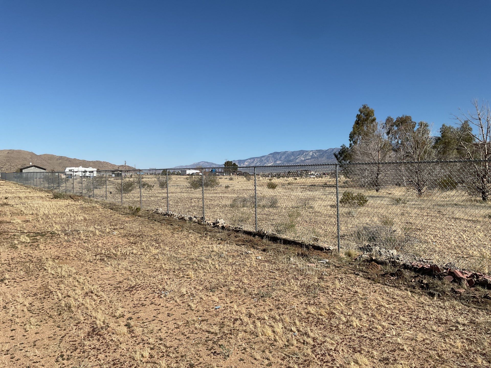Fence Installation using chain link by Fence Guys Inc.