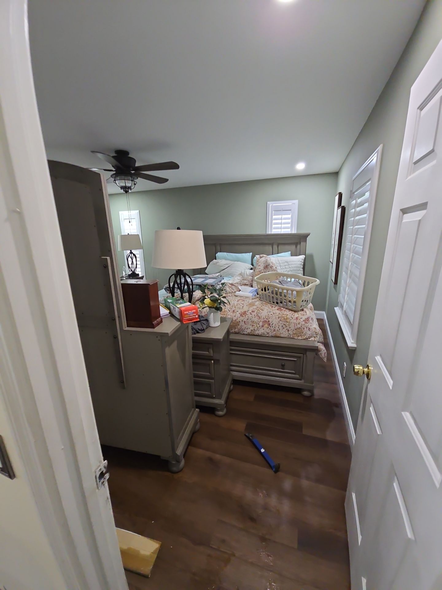 Emergency Water Extraction and Wood Floor Drying in Royal Palm Beach by SuperClean