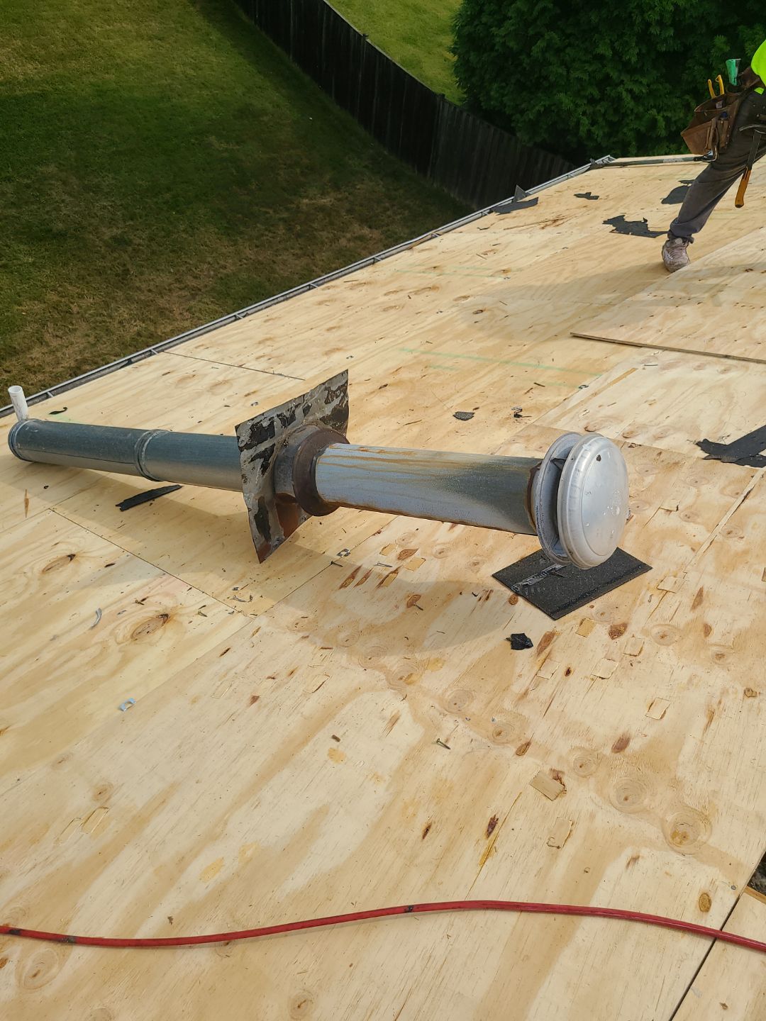 Falls Church: CertainTeed Landmark Pro Designer Shingles in Max Def Pewterwood by RM Banning, Inc.