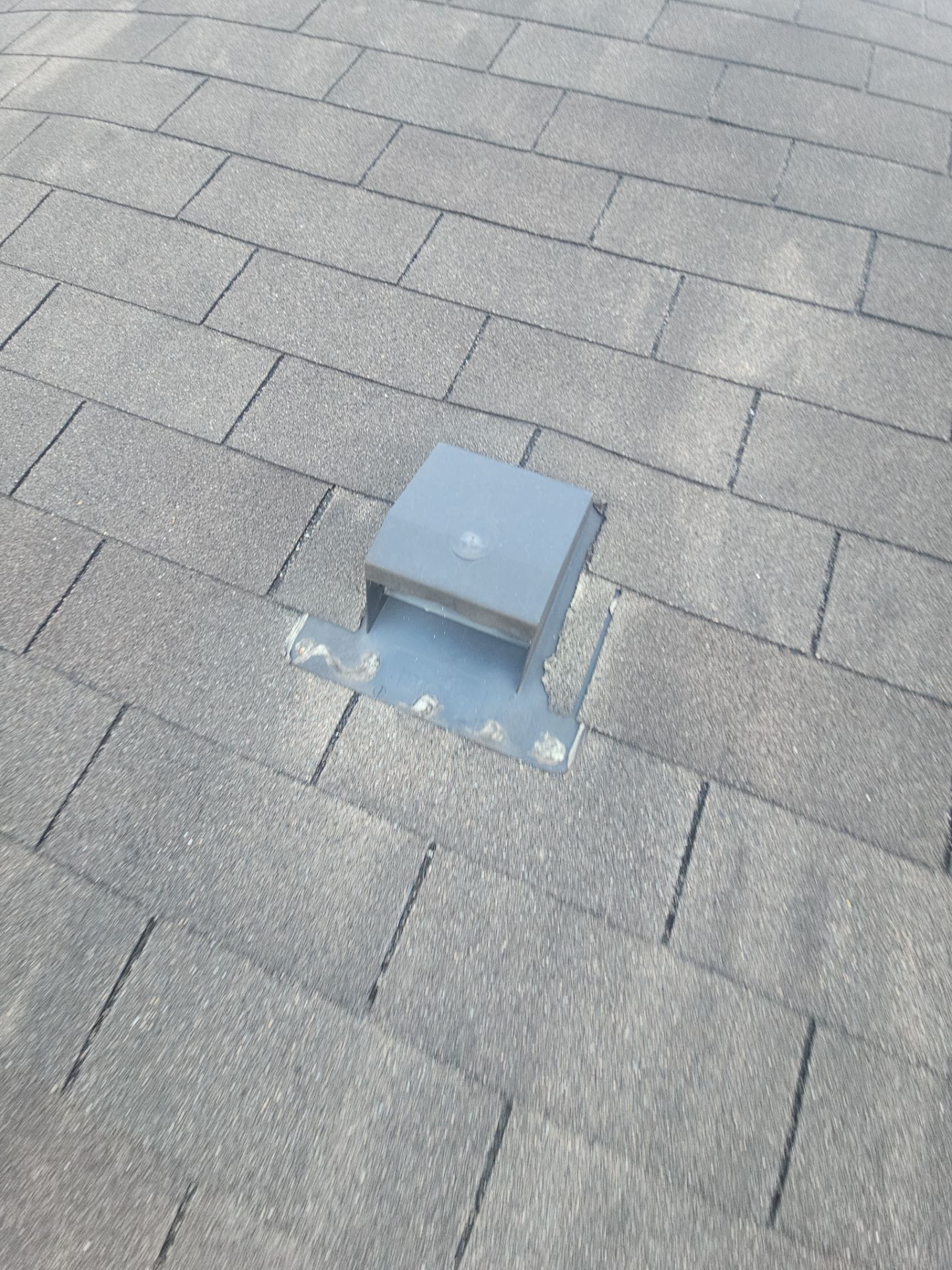 Hail Damage using Owen's Corning Duration (Lifetime) Shingles by Roof Repair Company