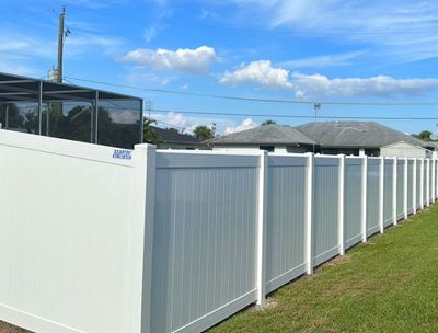 Vinyl Fence Installation using Vinyl Privacy Fence 