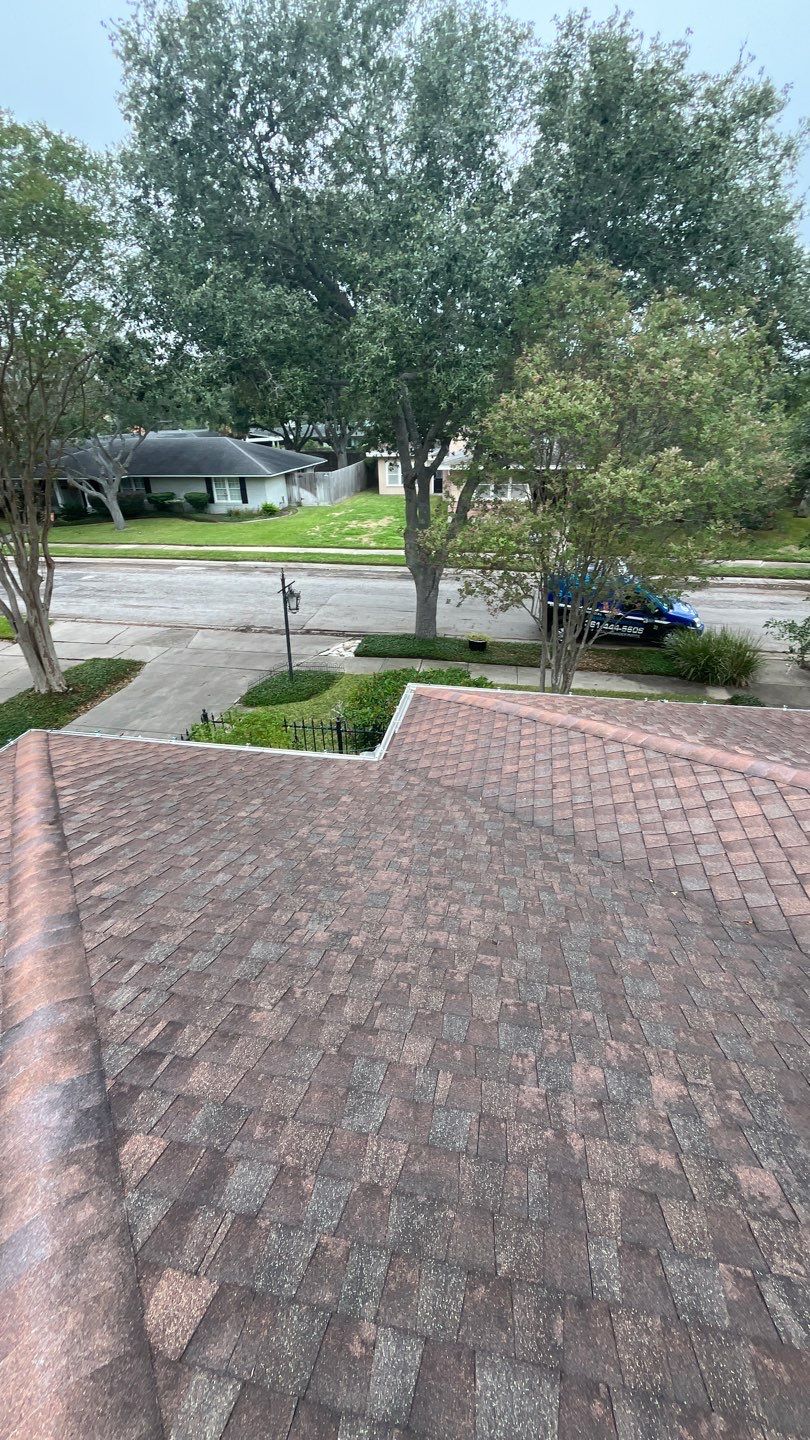 Residential Roofing Installation using Certainteed Landmark Moire Black by Galvan Roofing and Construction