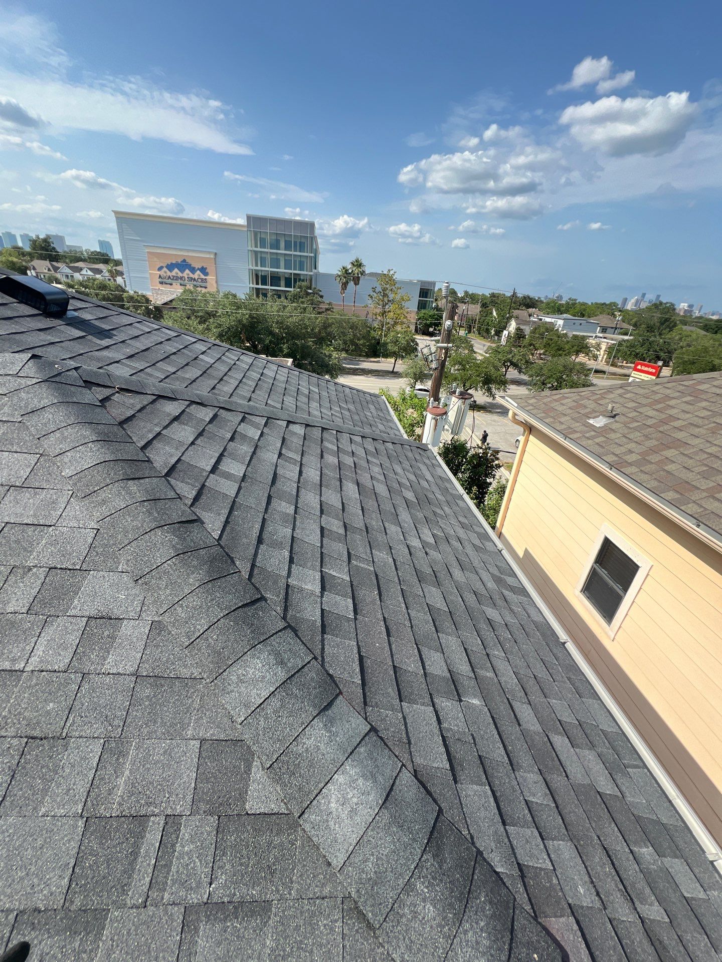 Residential Roofing Installation using Owen's Corning Duration (Lifetime) Shingles by Roof Repair Company