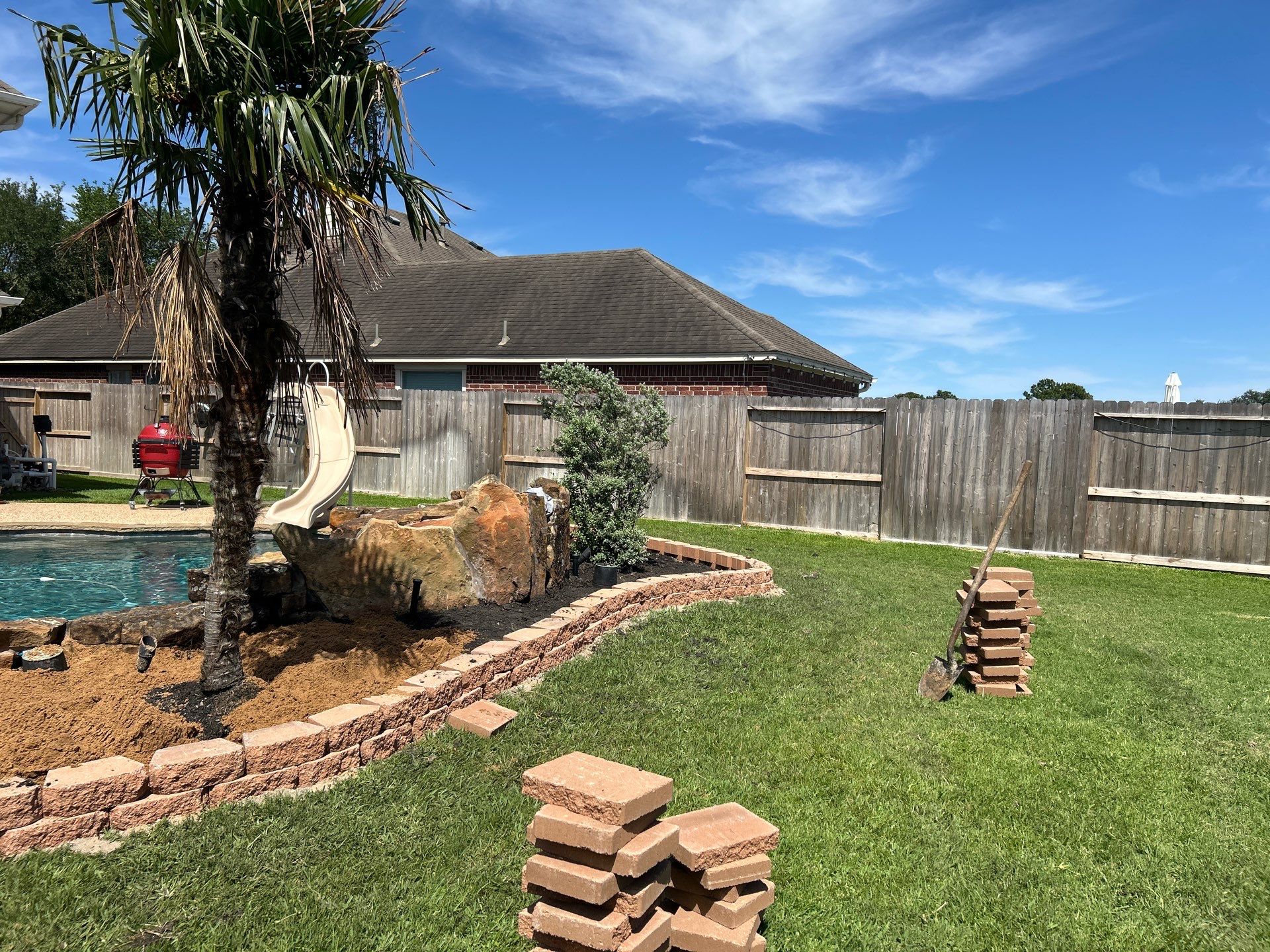 🌿 Larry Caudillo’s Poolside Landscape Revamp by Texas Urban Elements