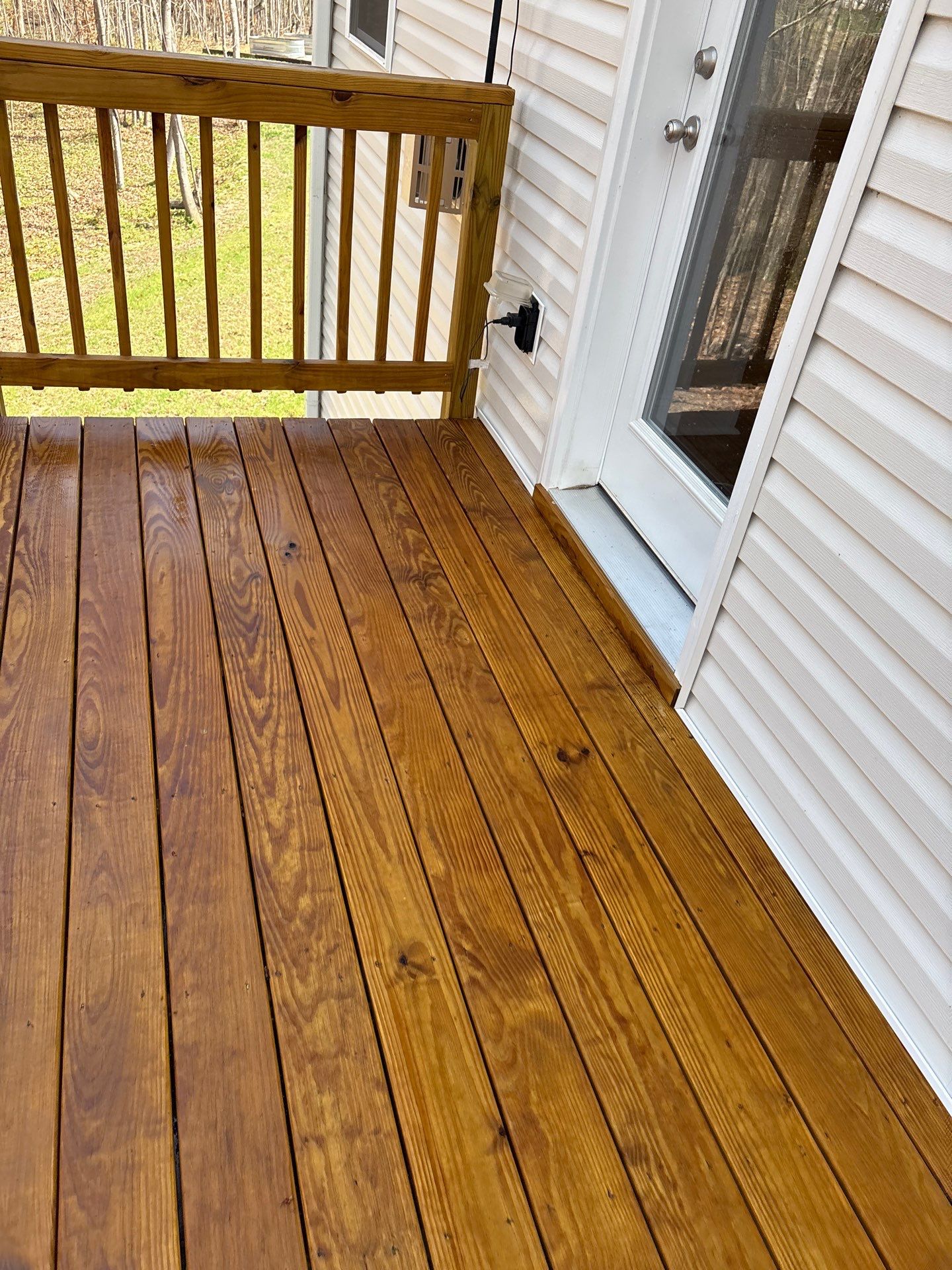 Deck using Wood Sealant by DuraSeal