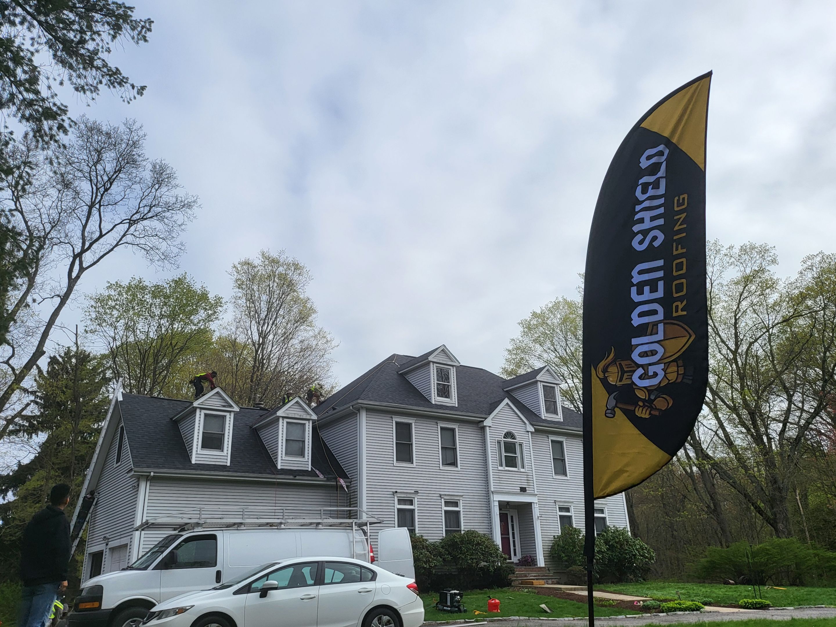 Owens Corning Duration: Onyx Black in Orange, Connecticut by Golden Shield Roofing
