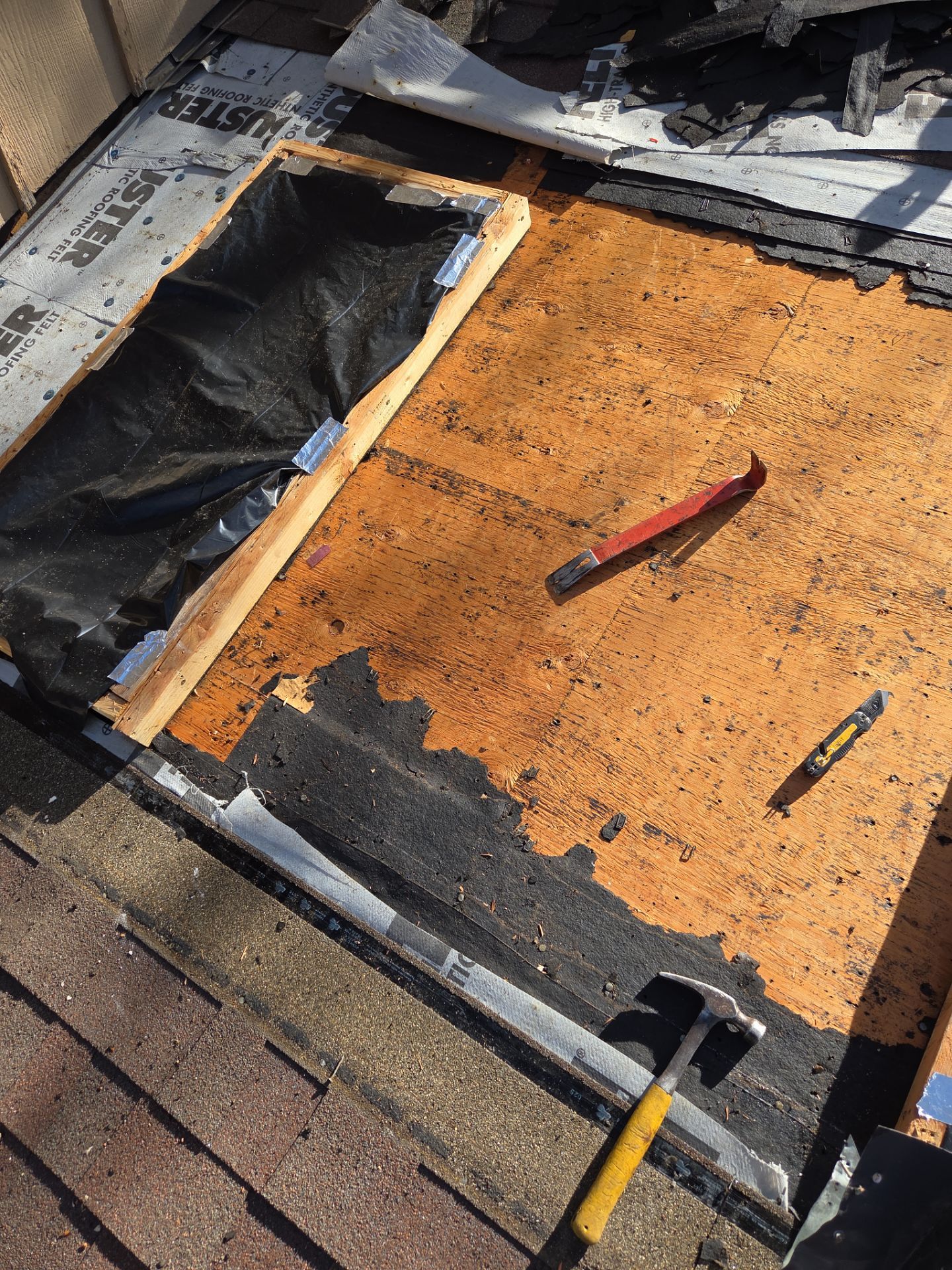 Leaking Skylights by RTP Roofing Company