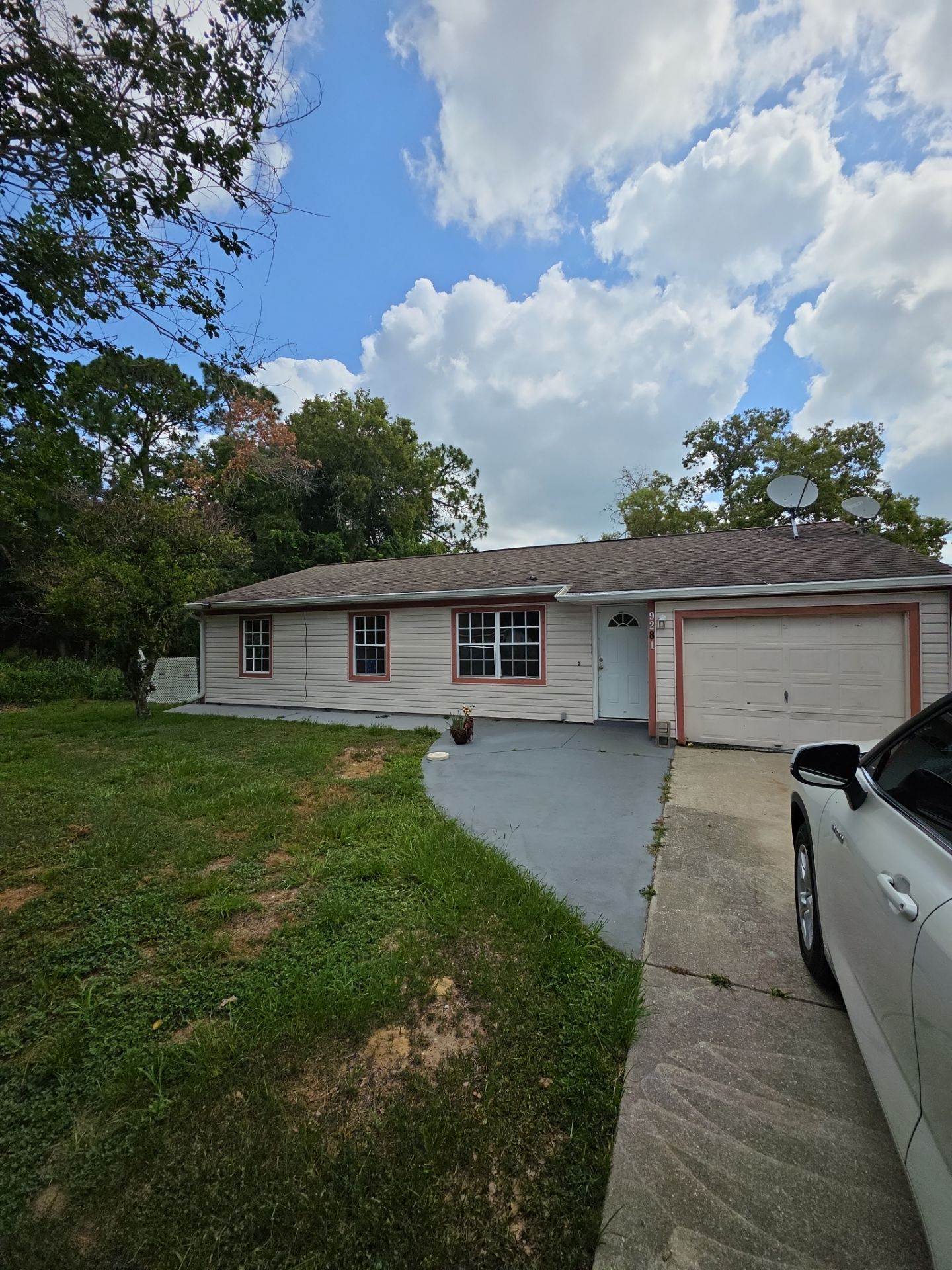 Energy-Efficient White Vinyl Window Replacement Throughout Ocala Residence by Windows & Doors Store