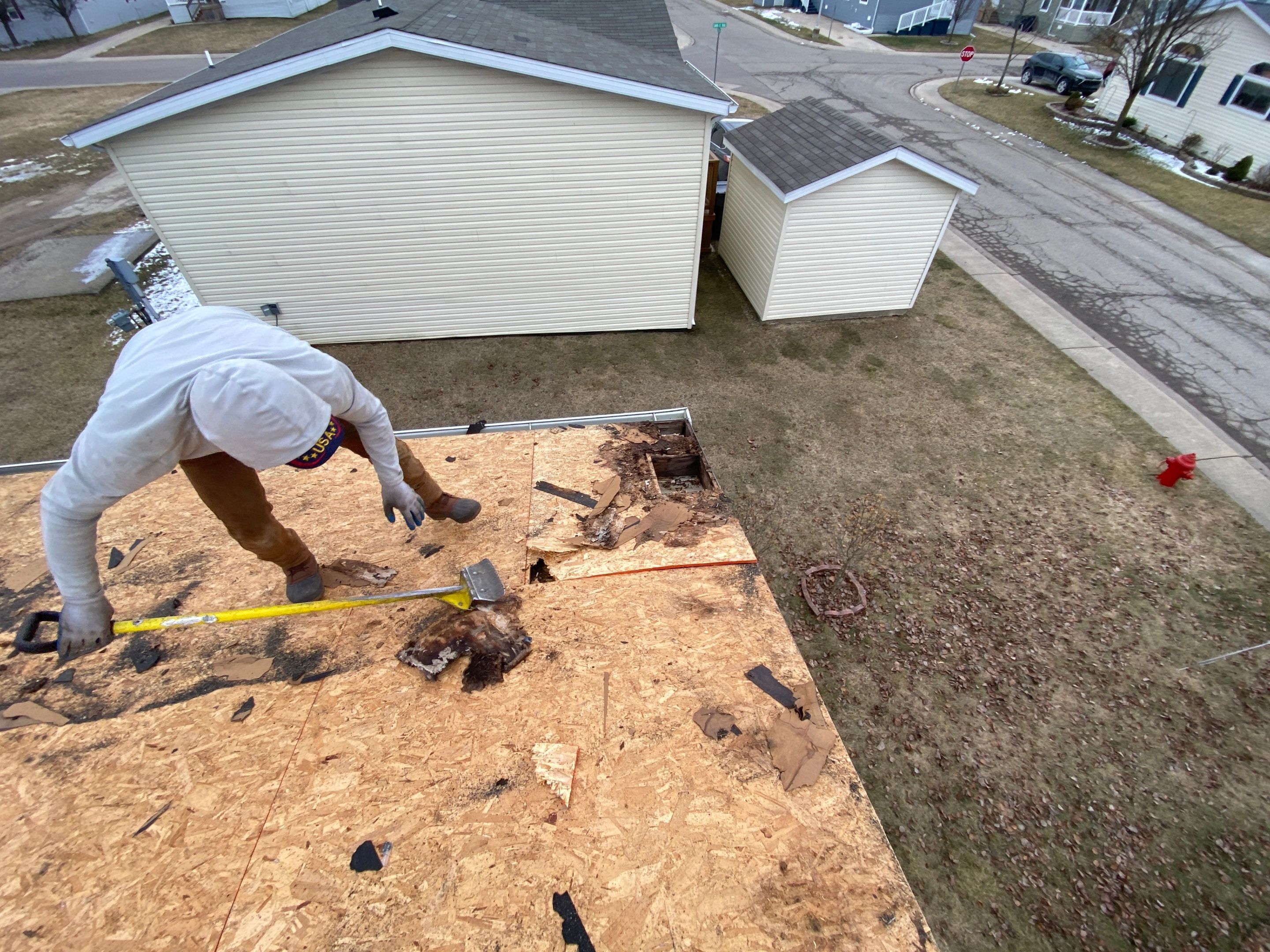 Roof Replacement using CertainTeed Landmark by 180 Contractors
