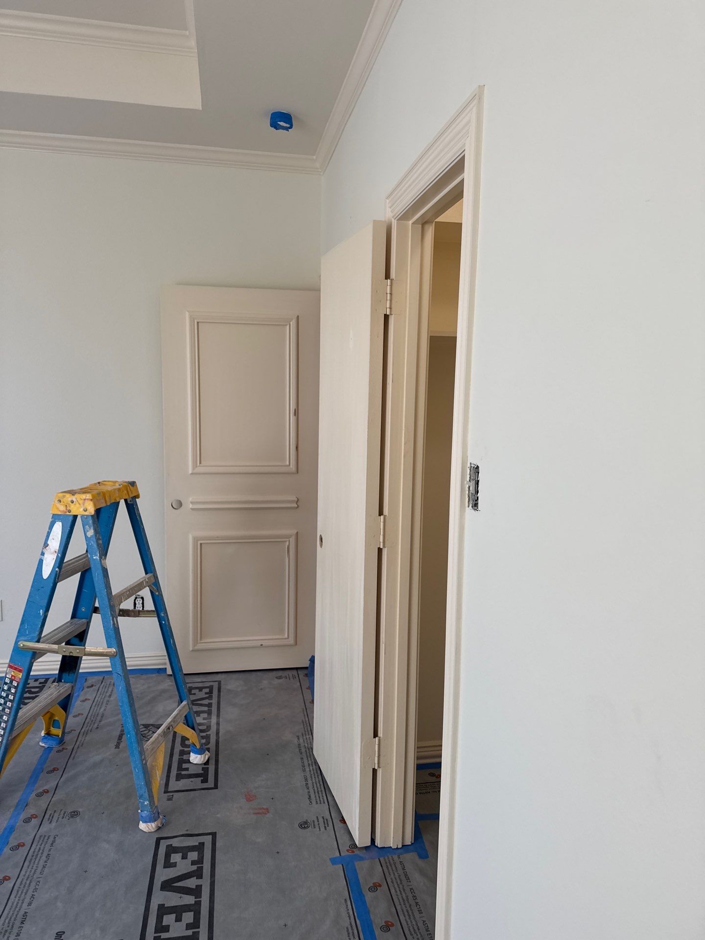 Interior Painting in Dallas by Nomad Painting