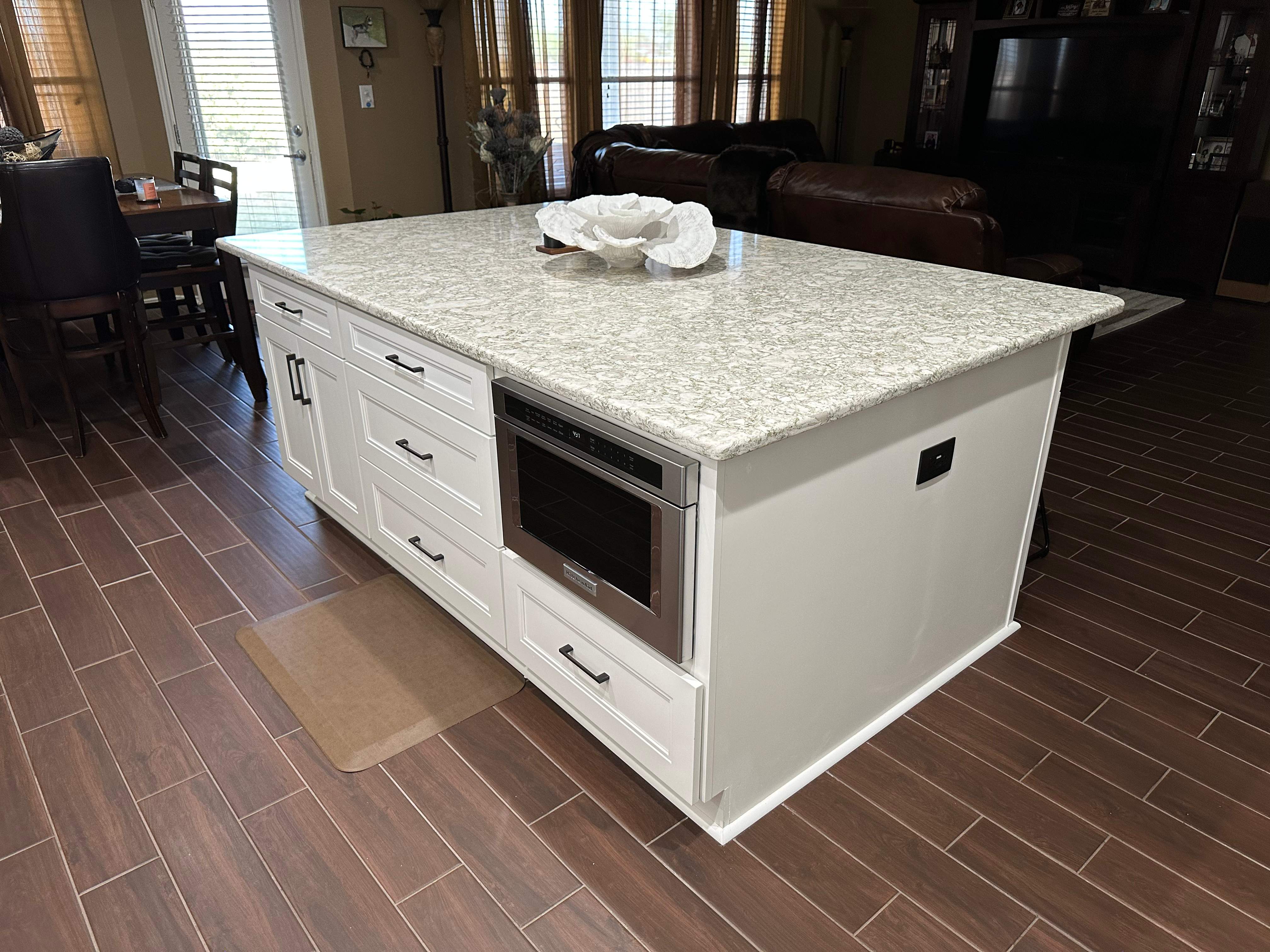 Cibolo, TX Kitchen Remodel with Island Upgrade by Legacy Bath and Kitchen