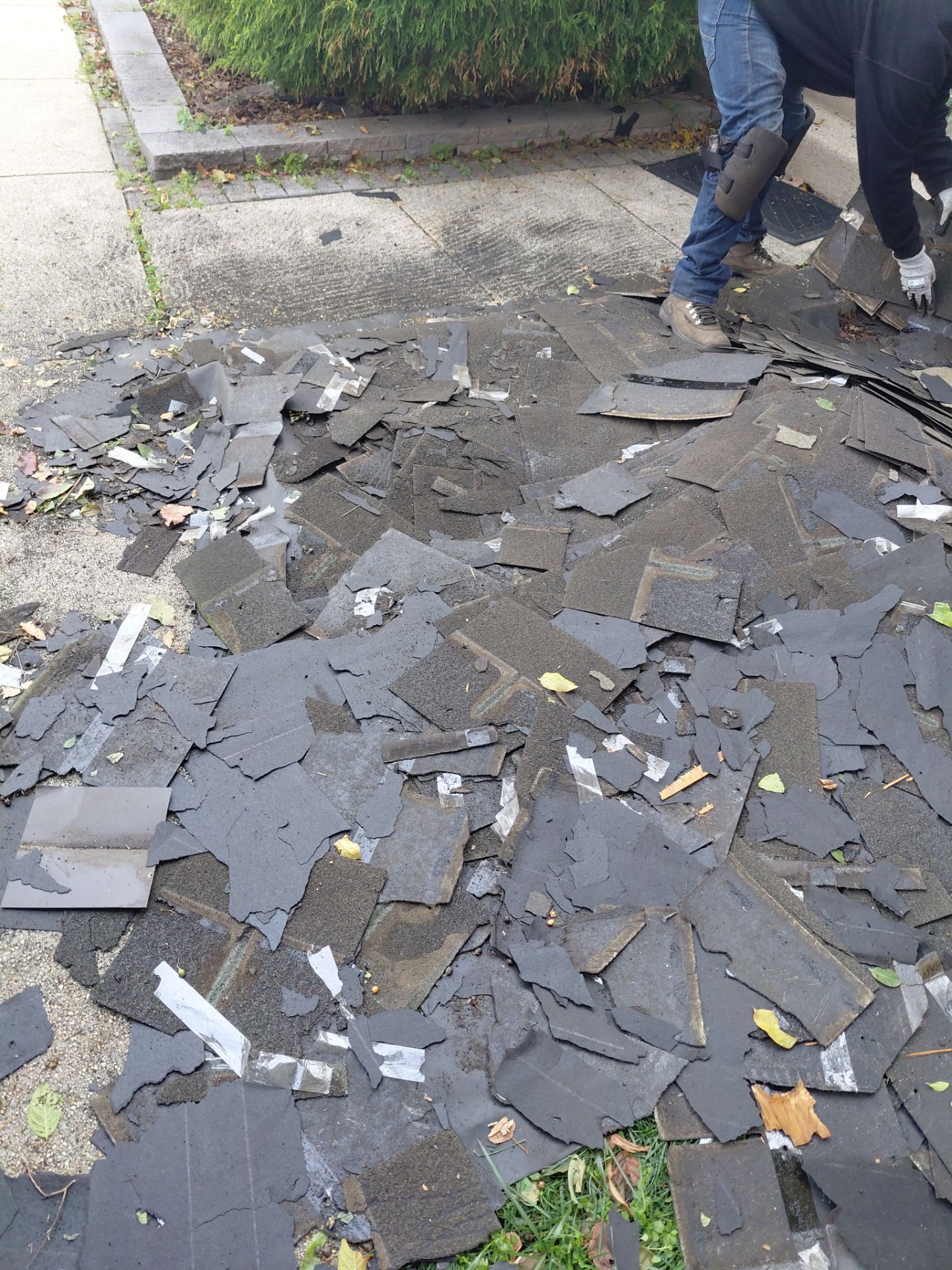 Alexandria : Residential Roof Replacement with CertainTeed Landmark Pro in Max Def Weathered Wood  by RM Banning, Inc.