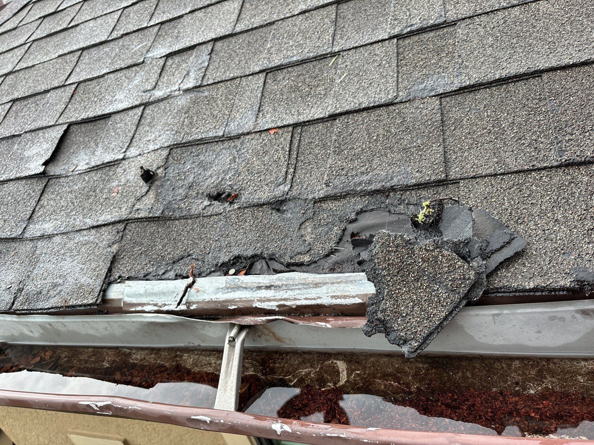 Residential Roofing Installation using Owen's Corning Duration (Lifetime) Shingles by Roof Repair Company