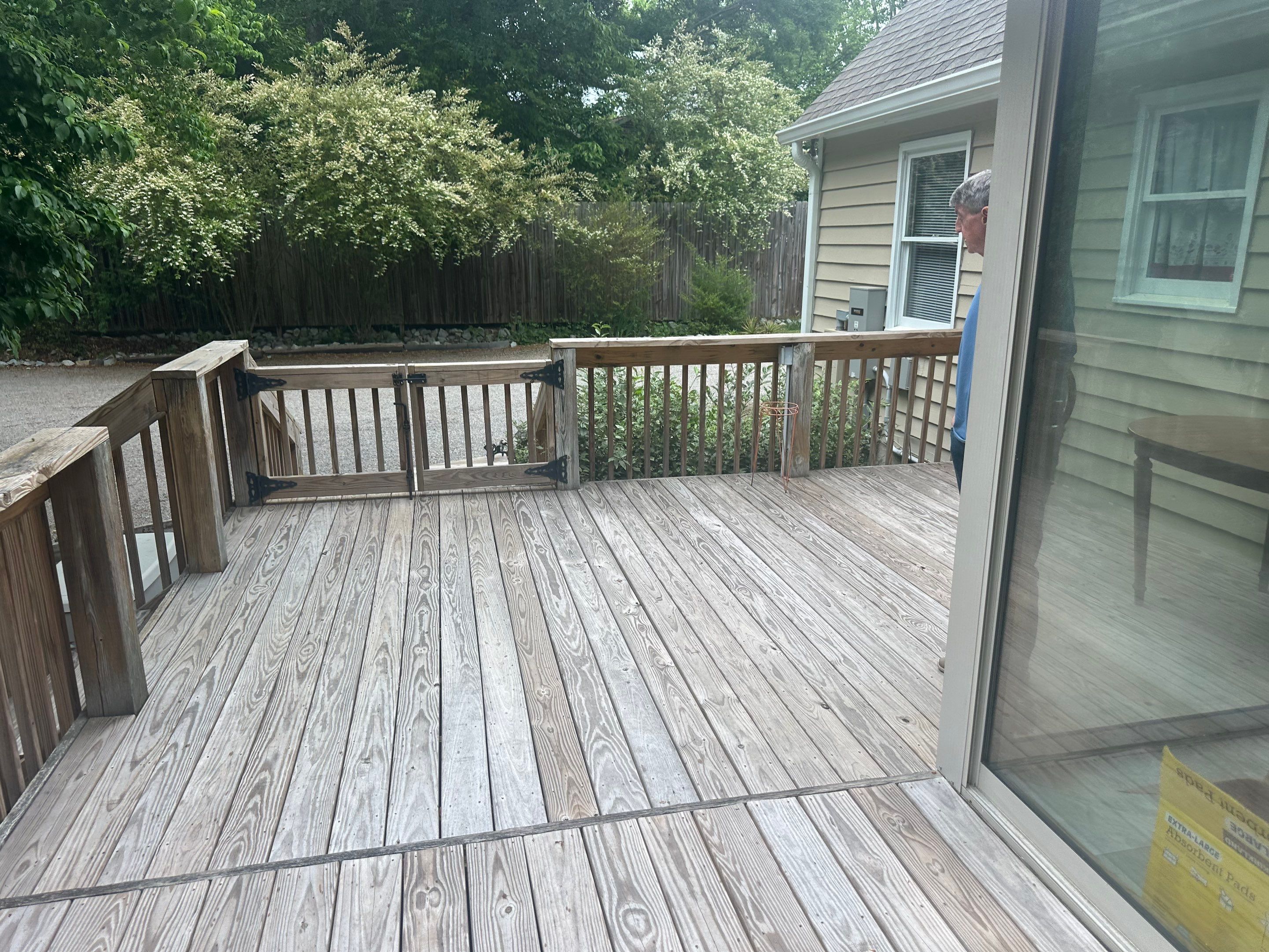 Deck using Wood Sealant by DuraSeal