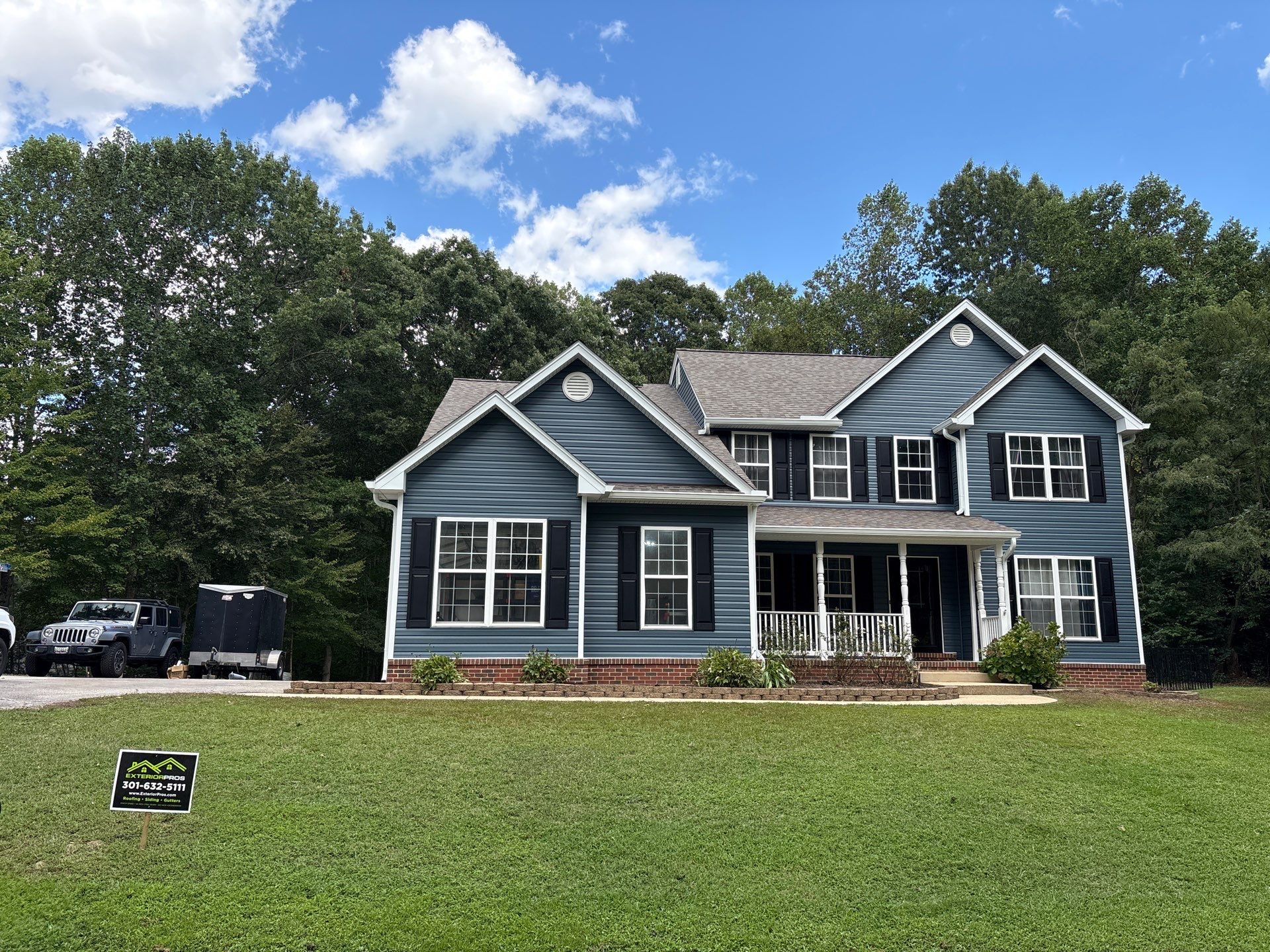 Siding Installation using Vinyl CertainTeed Main Street by ExteriorPros