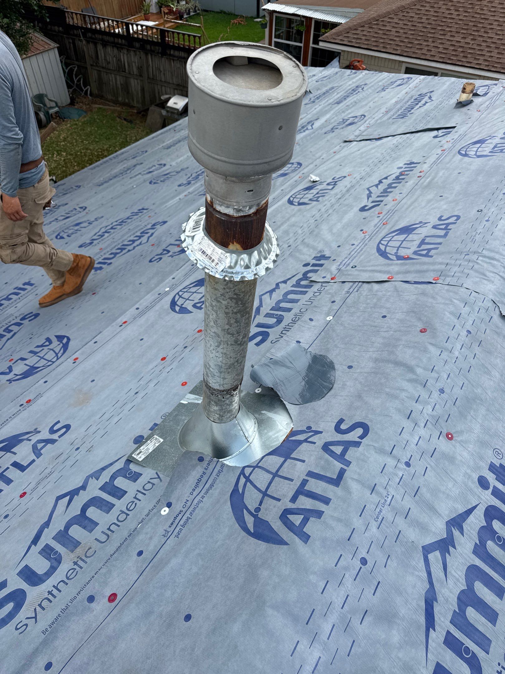 North Shore Roof Installation using Atlas Pinnacle Pristine by Modern BYLT Roofing & Construction