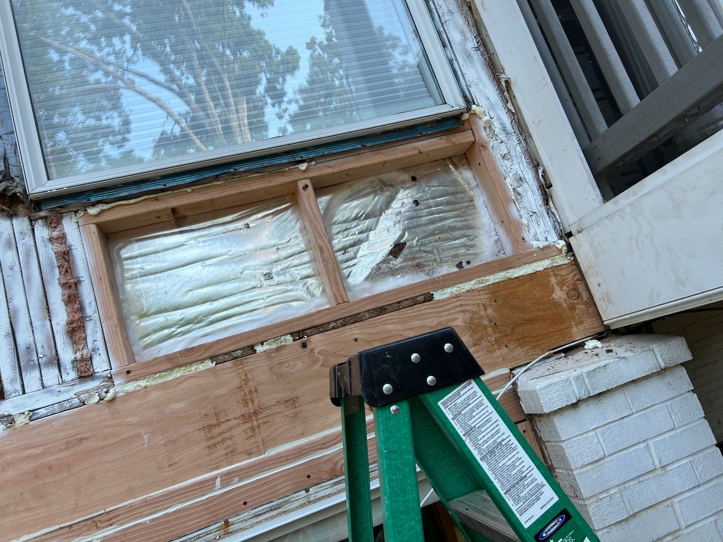 Arlington Hardie Installation - Arctic White by RM Banning, Inc.