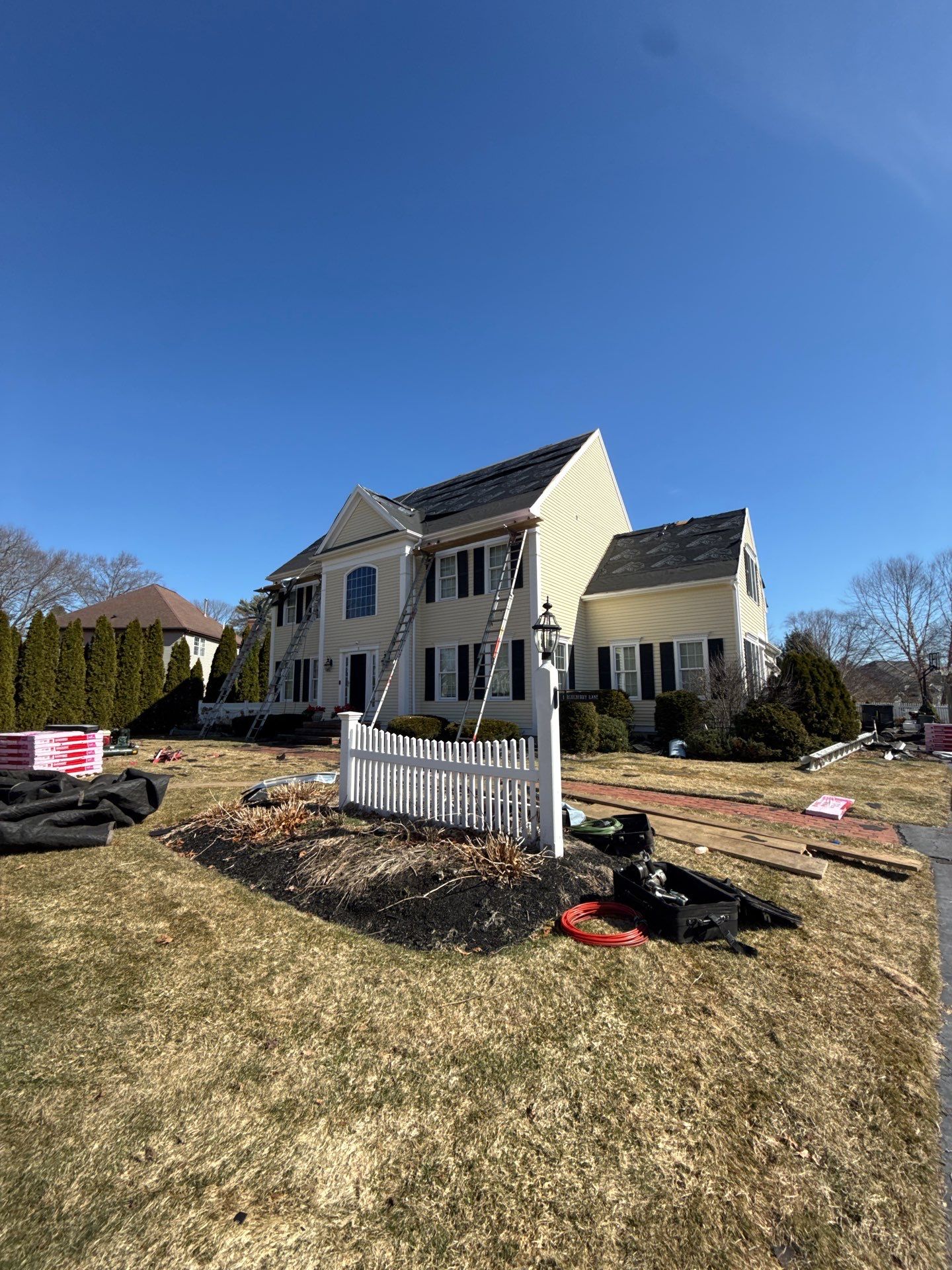  Premium Roof Replacement in Millis – Owens Corning Duration, Onyx Black by JOHNNYS PRO