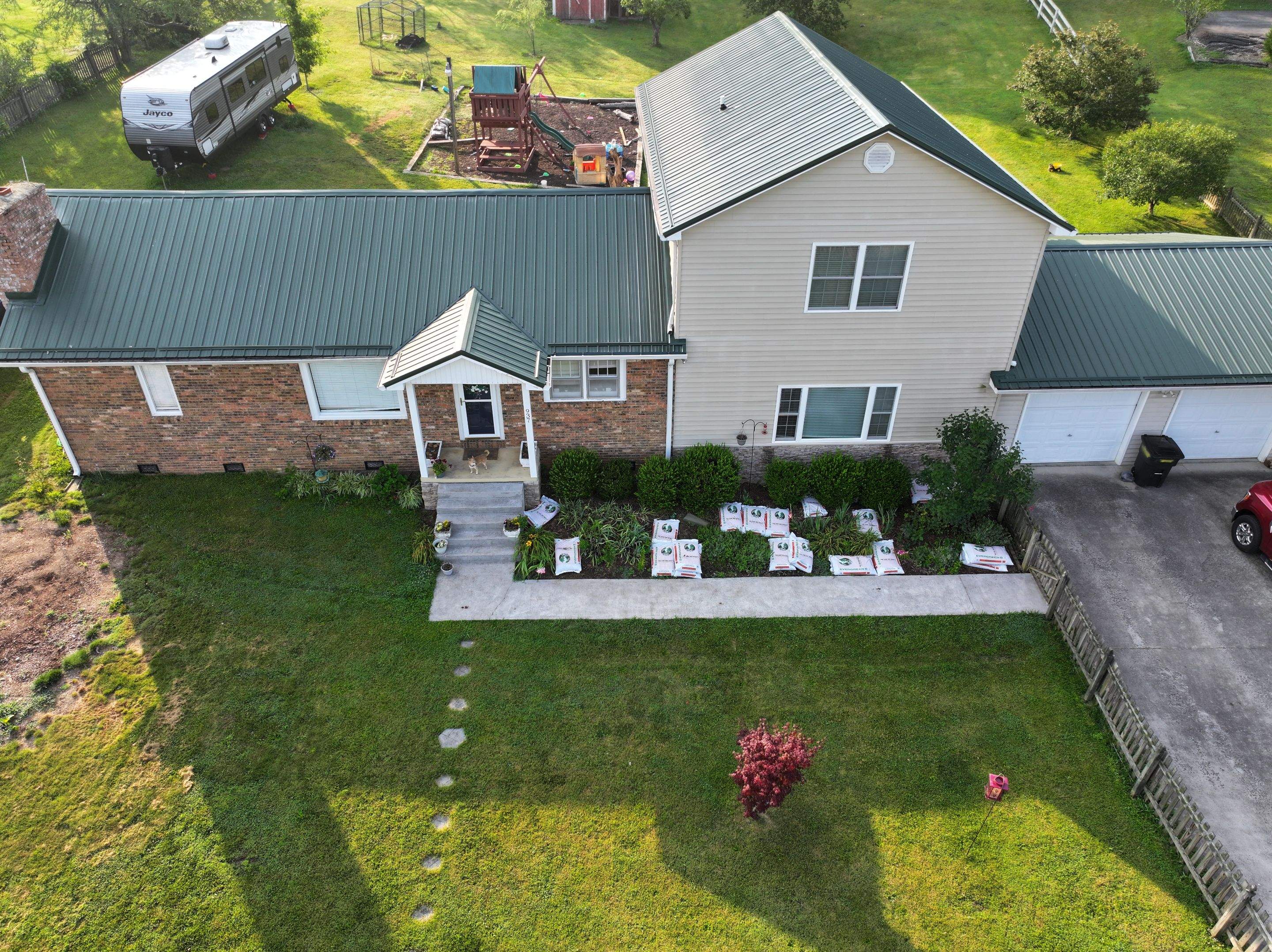 Vinson Residence by Omnia Roofing