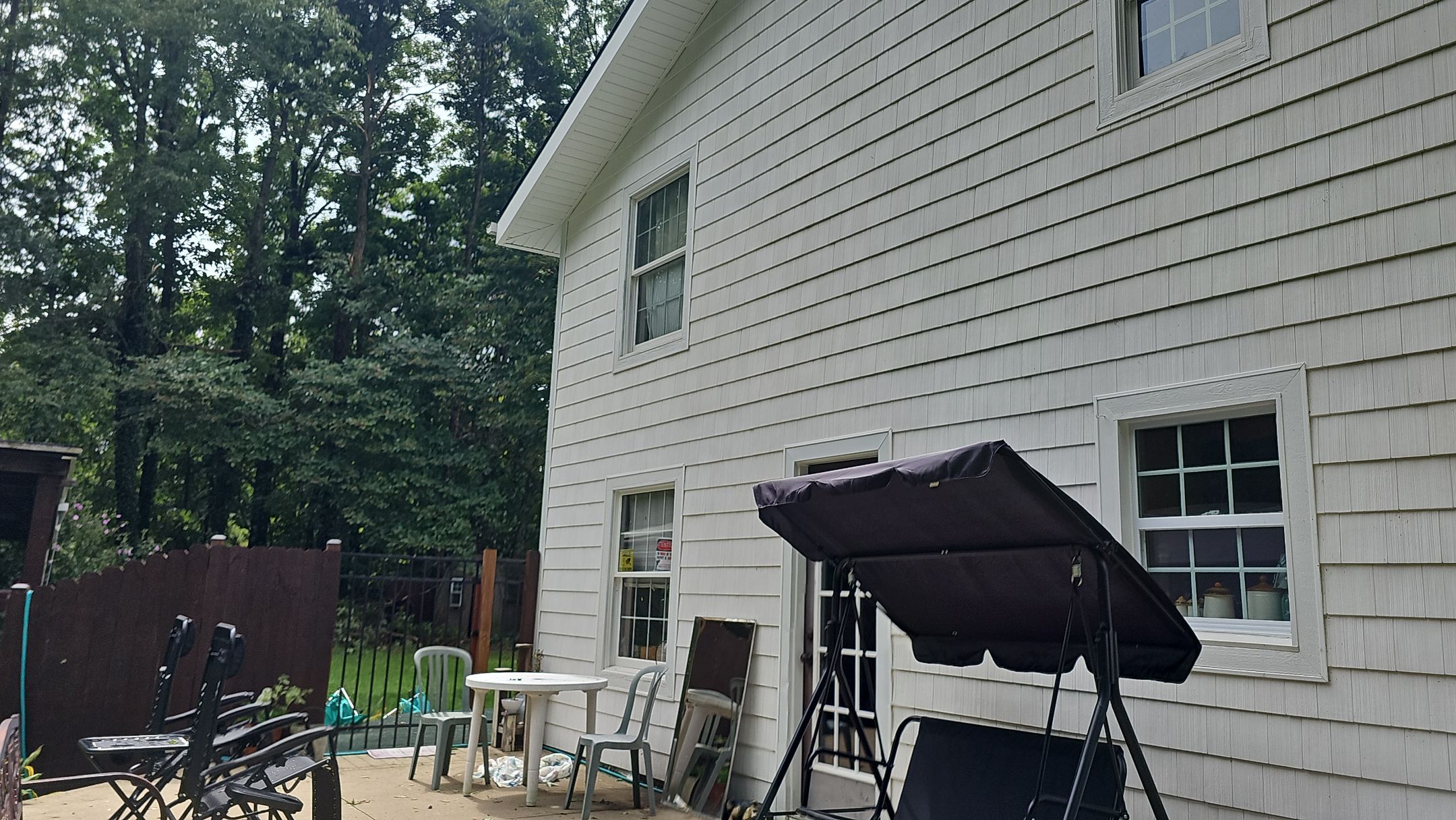 ATLAS PINNACLE COLOR: BLACK SHADOW by Eagle Eye Roofing