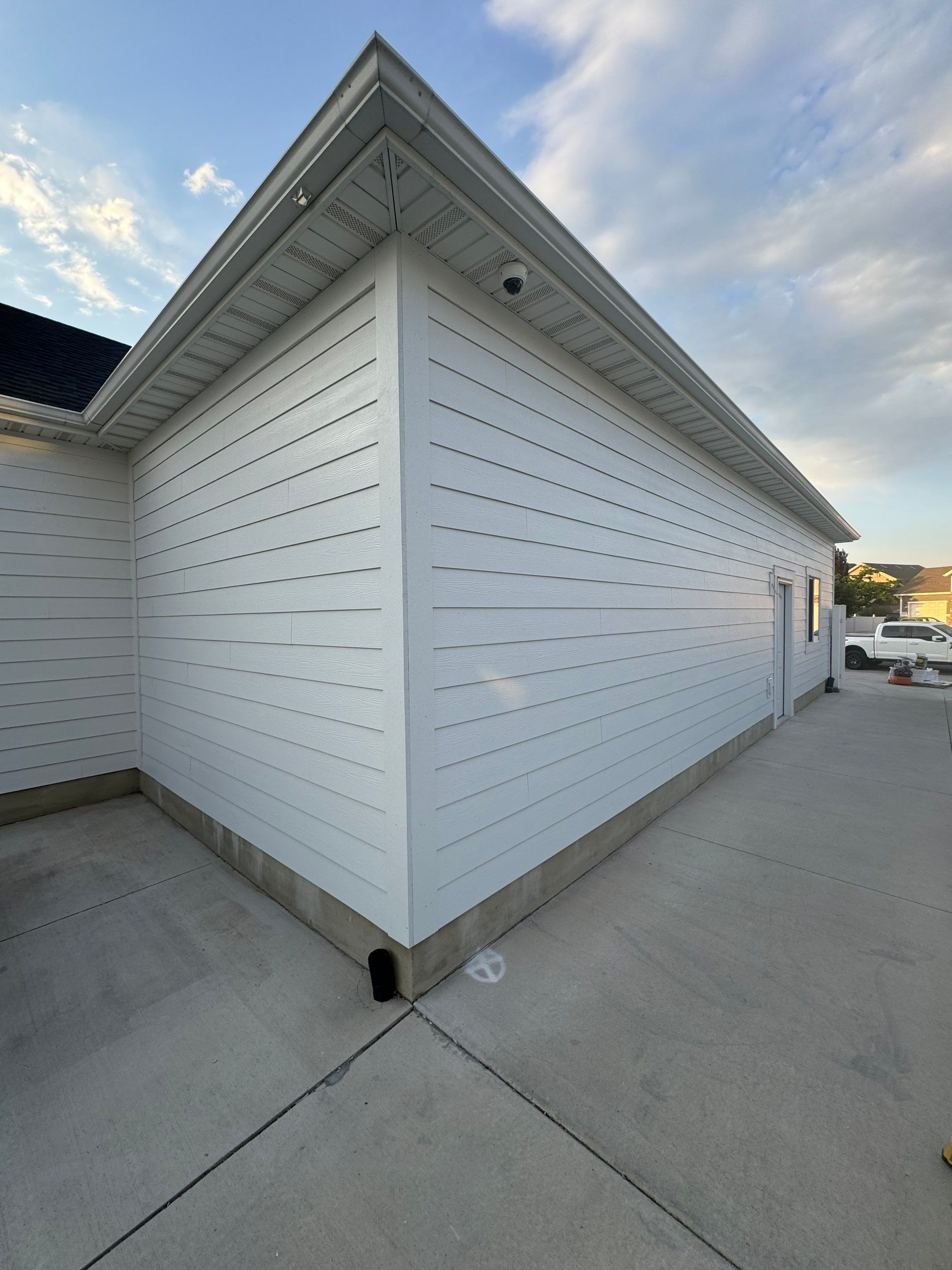 Spanish Fork | Crisp Hardie Replacement & Custom Columns | Arctic White by Ideal Siding Utah
