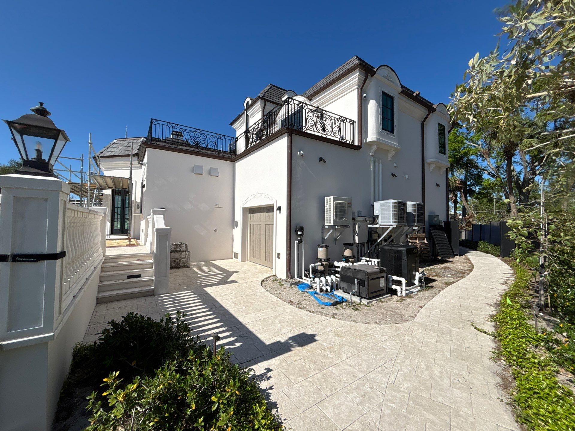 Gutter Installation using Half Round Seamless Gutters in Tampa FL by Gutter Professors