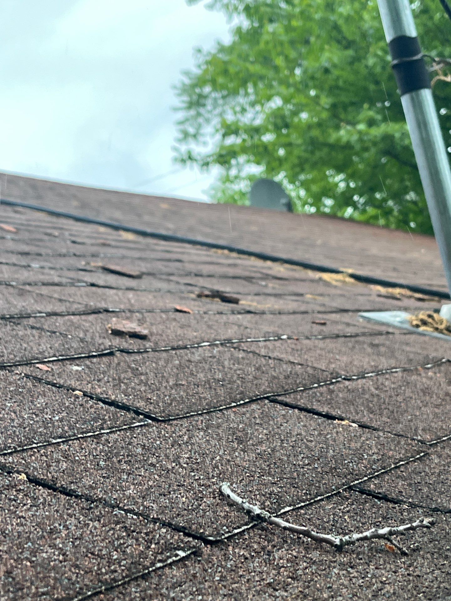 Roof Replacement using Owens Corning Onyx Black by 180 Contractors