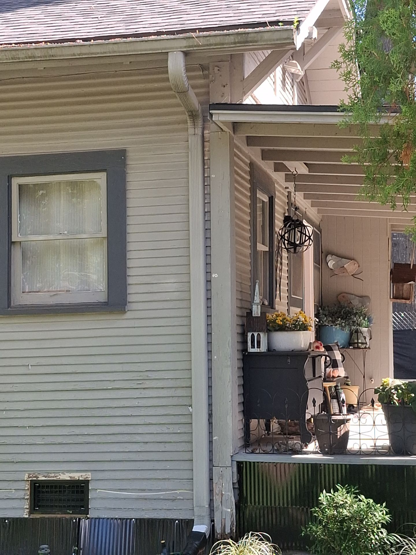 Old Mineola Home Gets New Facelift with Paint by Quality Coats Painting