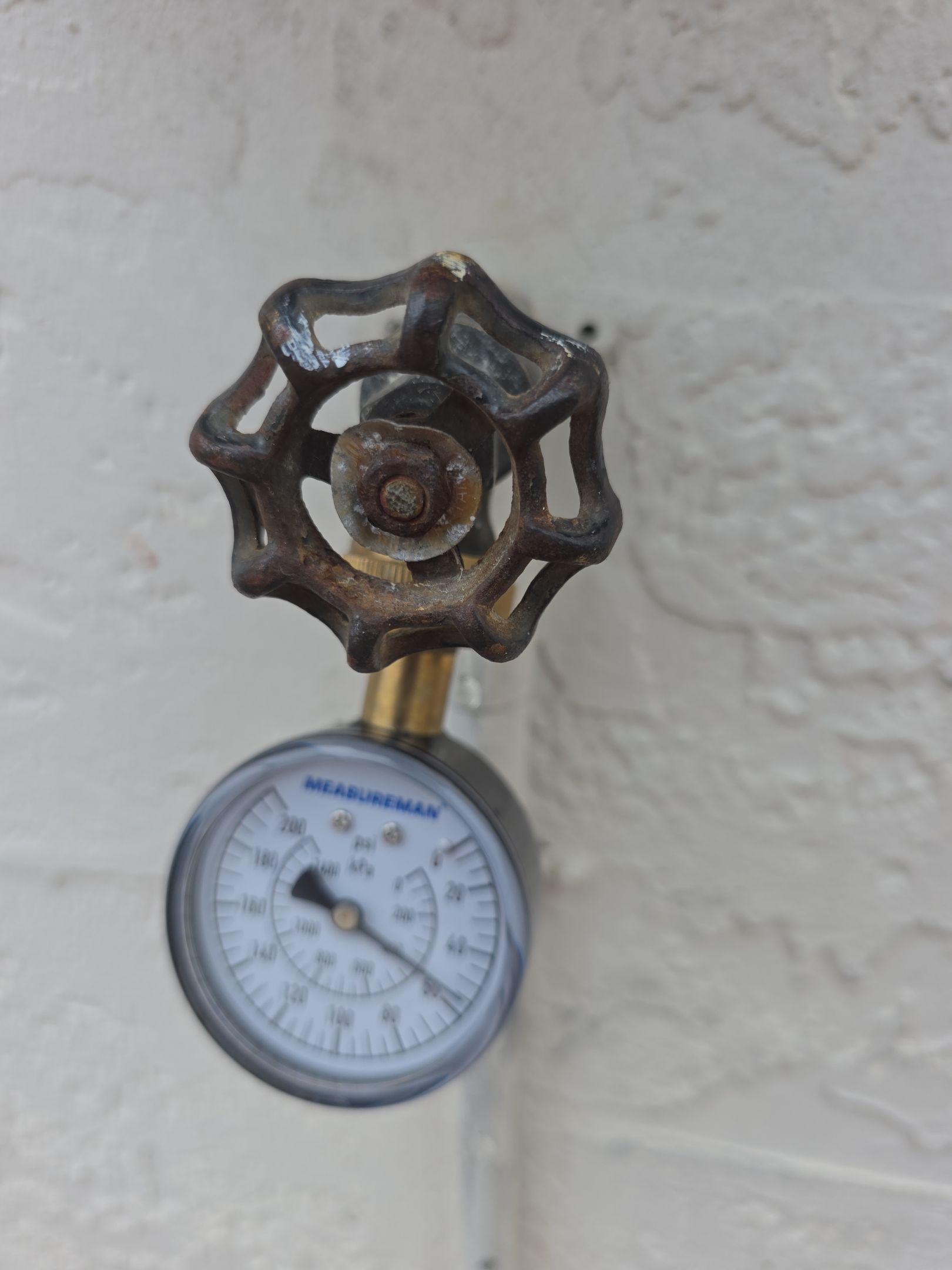 We  conducted an Inspection of this residential property to verify the condition and performance of the property. by Picos Construction Engineering