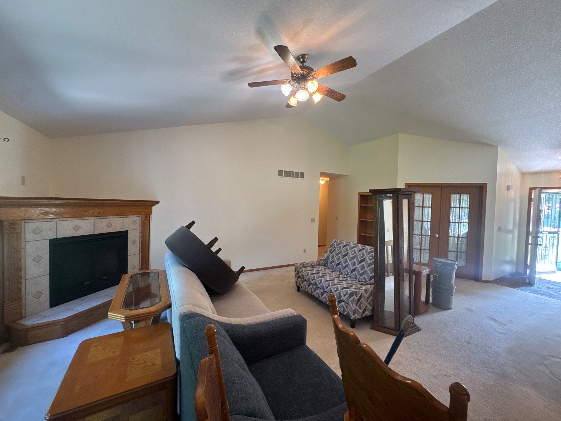 Residential Interior Repaint by Midwest Paint LLC