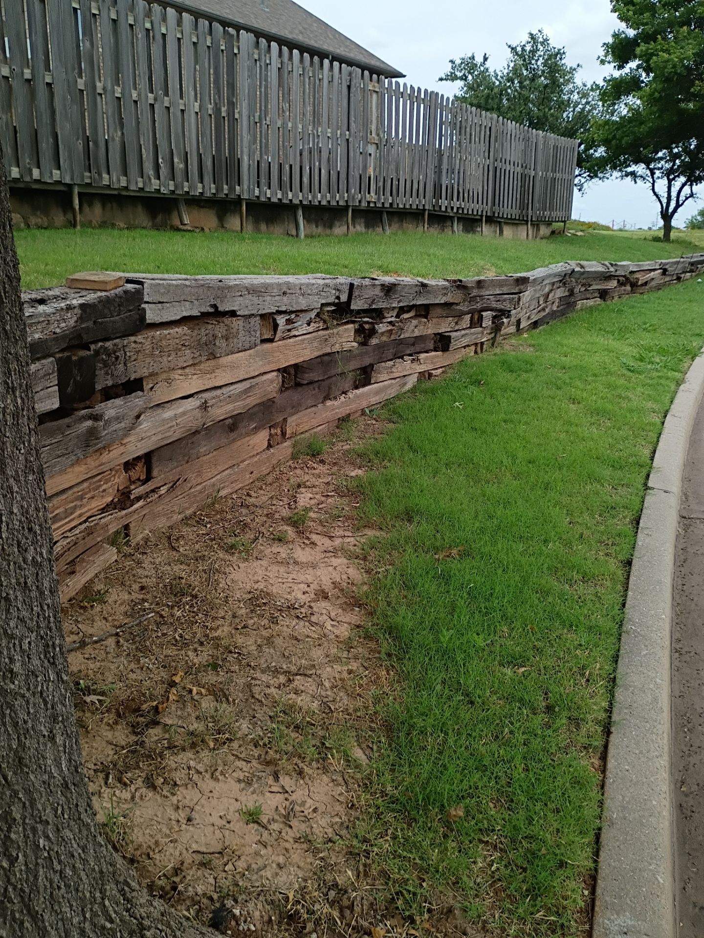 Retaining Wall by Clays Services Inc