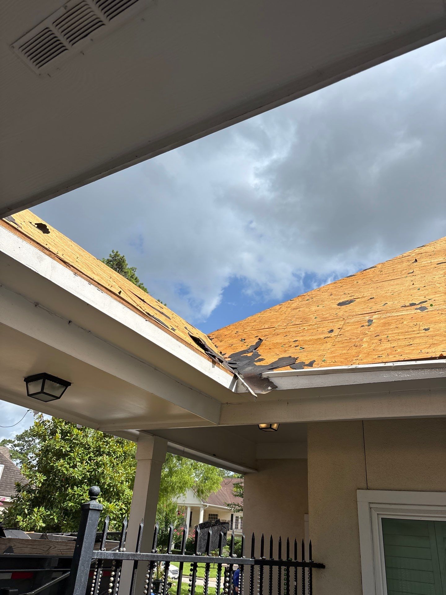 Roof Replacement Houston by Roof Repair Company