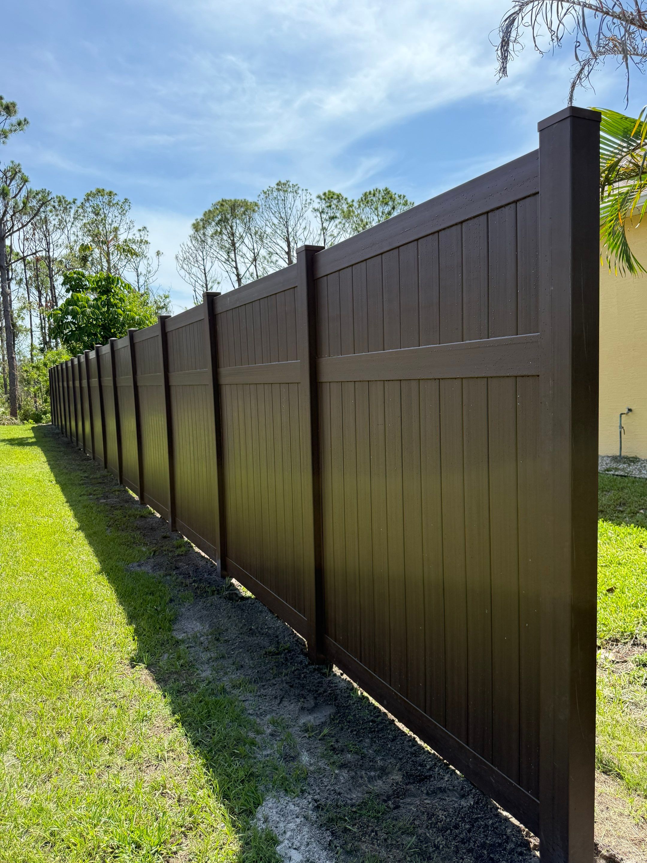 2650 Lemon Ave  by H&Y Fence