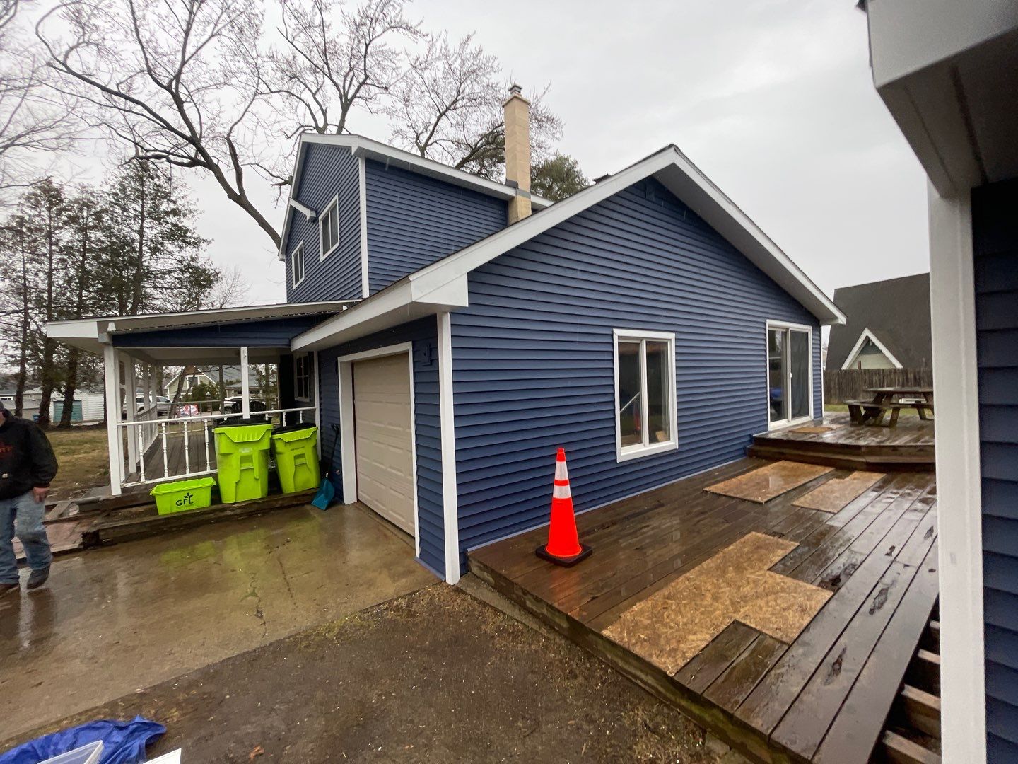 Siding Replacement using CertainTeed Restoration Classis D4 by 180 Contractors