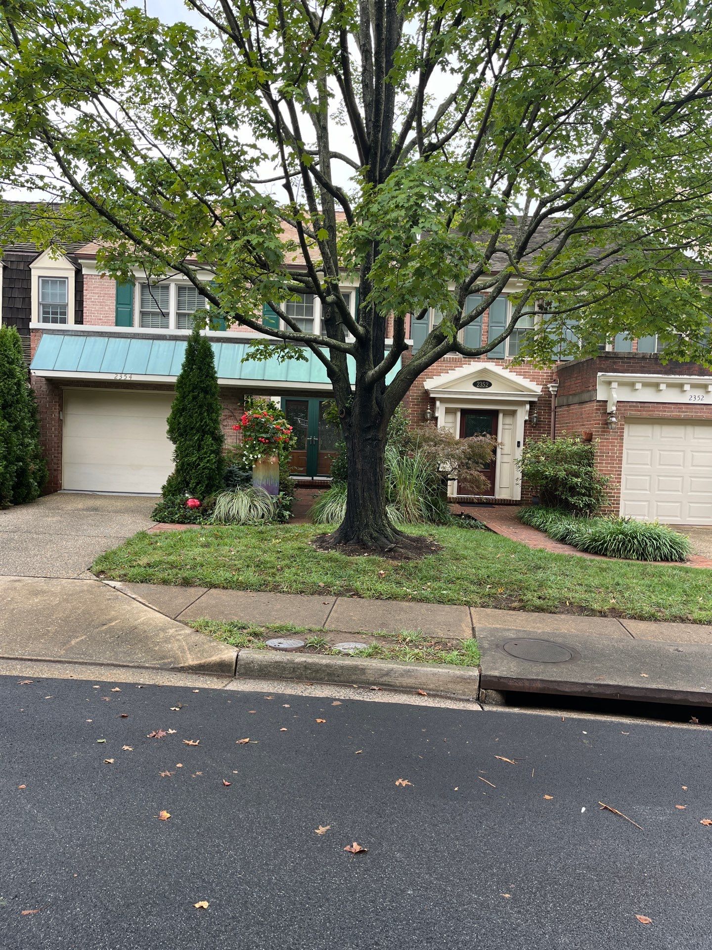 Arlington: Residential Roof Replacement with Perfection CCA-Treated Cedar Shakes by RM Banning, Inc.