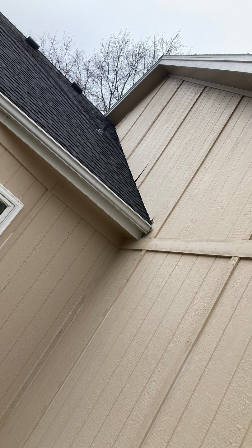 Siding Installation using Market Square by EEC  Windows, Siding & Roofing 