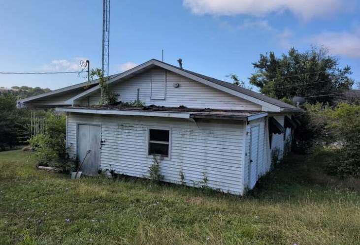 Roof Replacement in Kimberling City by Table Rock Design + Build