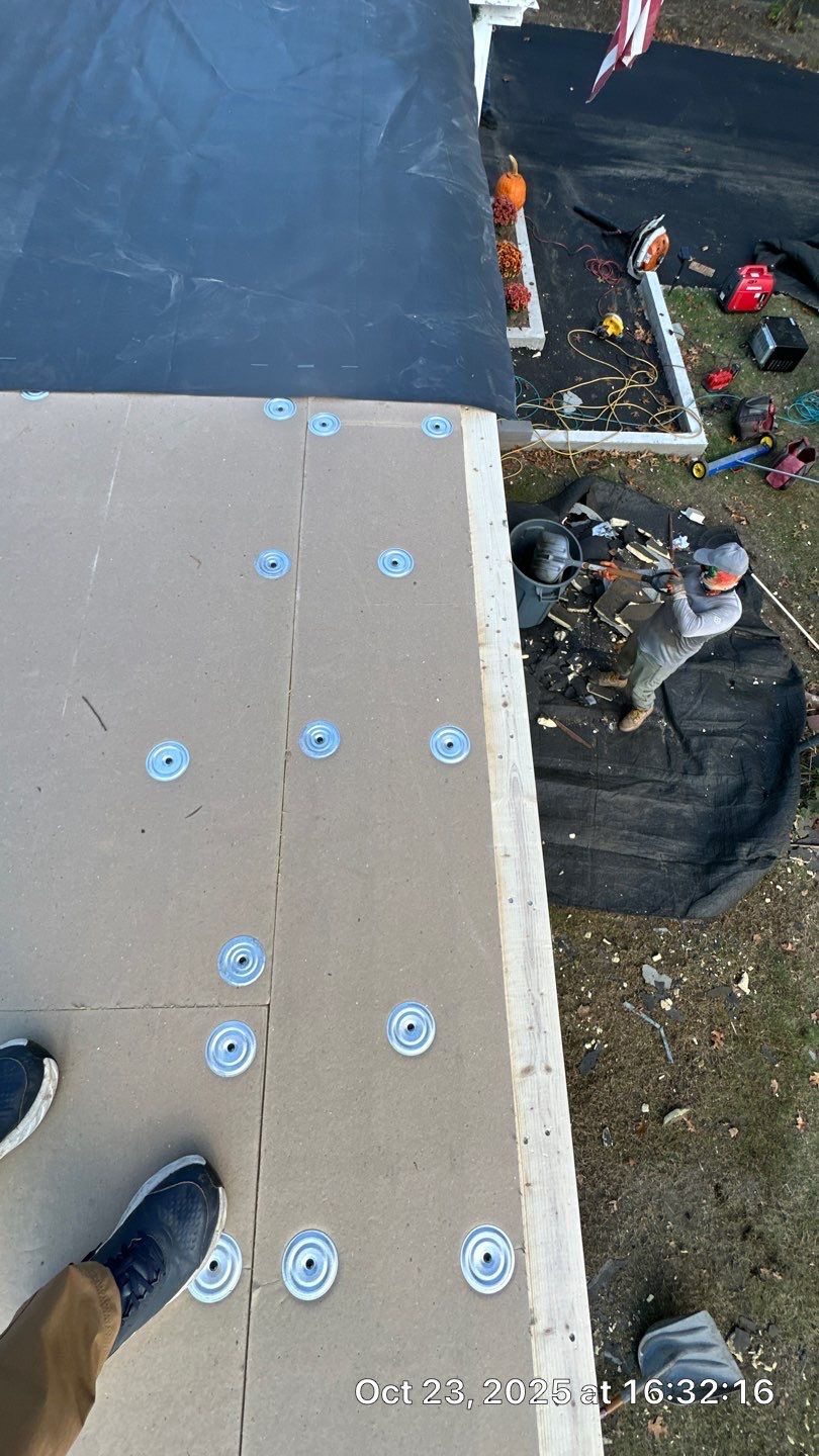 Westford EPDM Flat Roof with Gutter & Soffit/Fascia Replacement by Mighty Dog Roofing of Greater Middlesex County