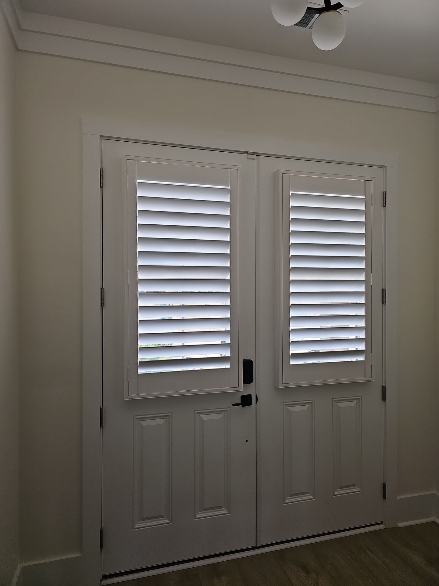Cafe shutters in Lexington, SC by Southern Traditions Window Fashions