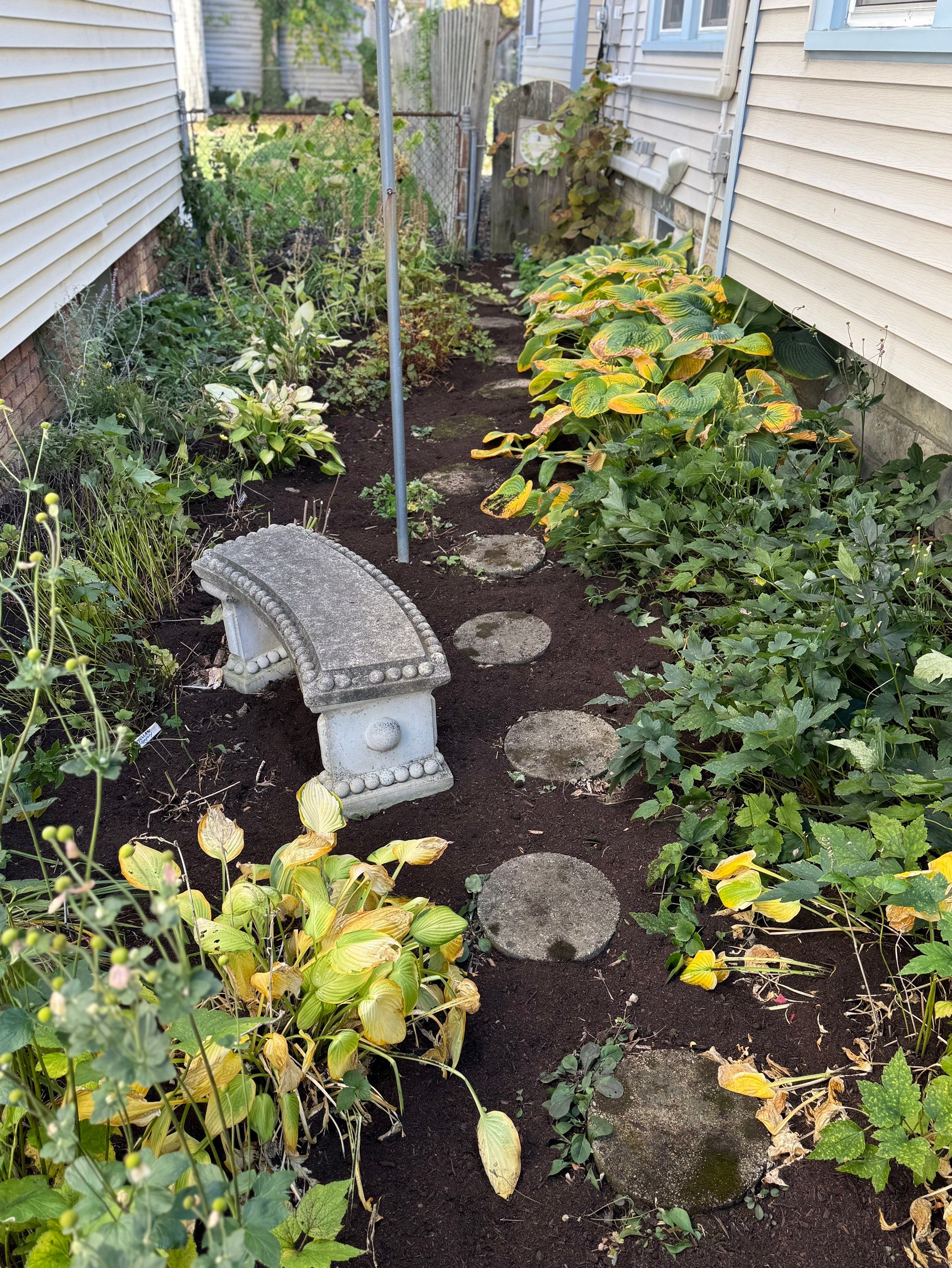 Majestic Garden Maintanance by Elm Rose Gardens