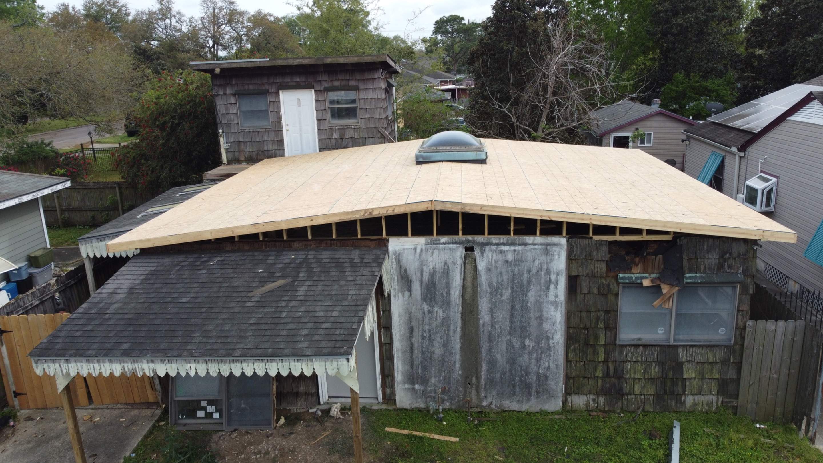 Roof Replacement in New Orleans by HDS Contractors