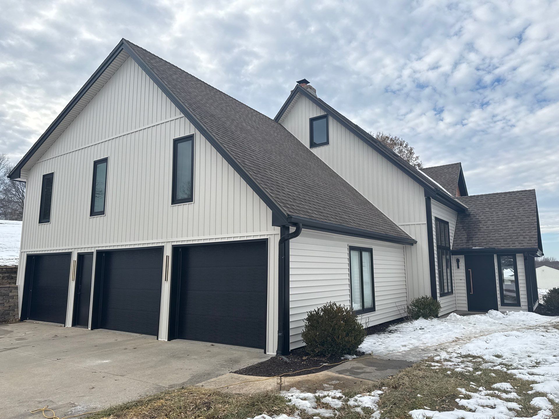 Craneboard Siding and Cedar Renditions Installation in Liberty Mo  by EEC  Windows, Siding & Roofing 