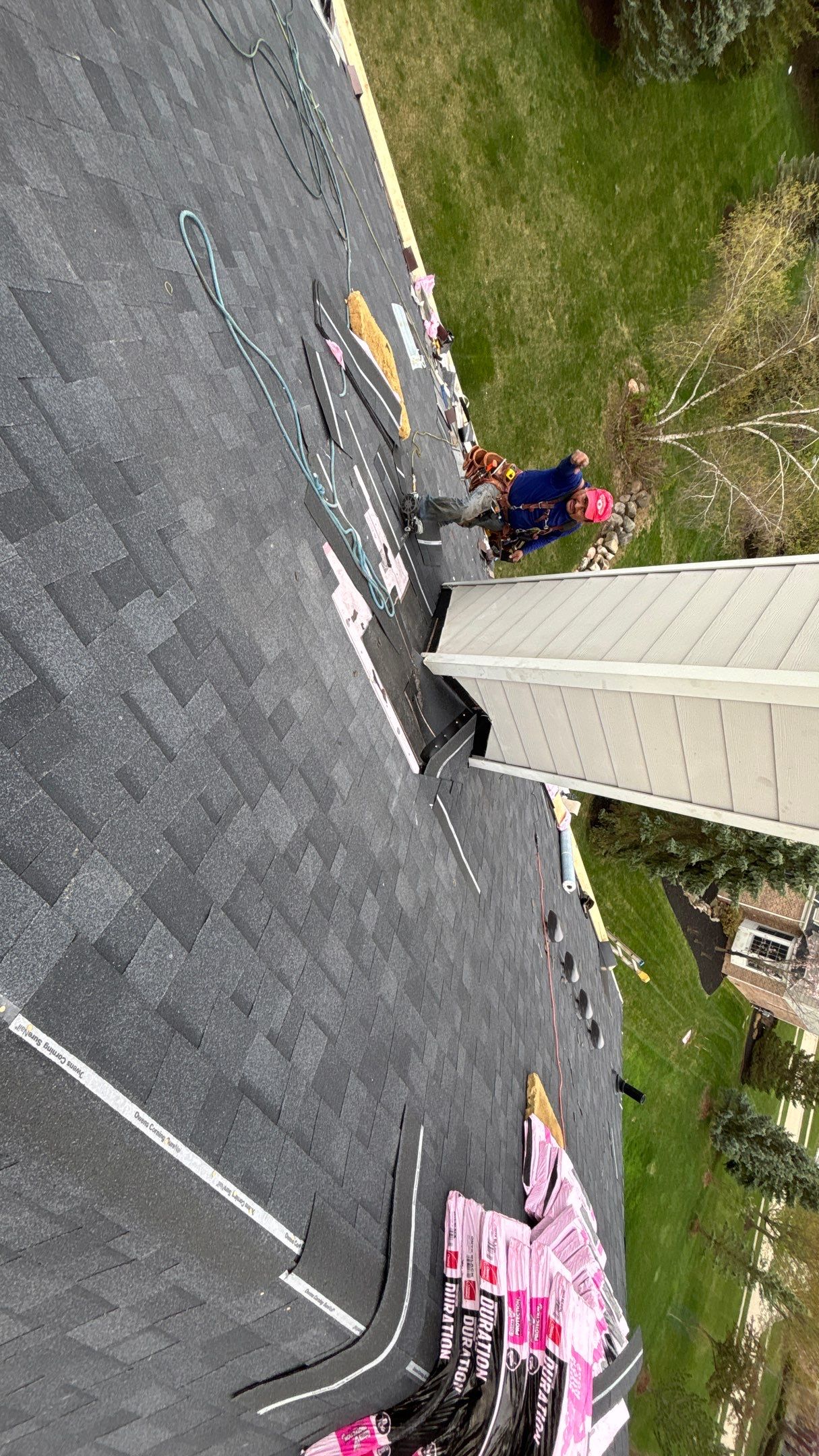 Roof Replacement using Owens Corning Onyx Black by 180 Contractors