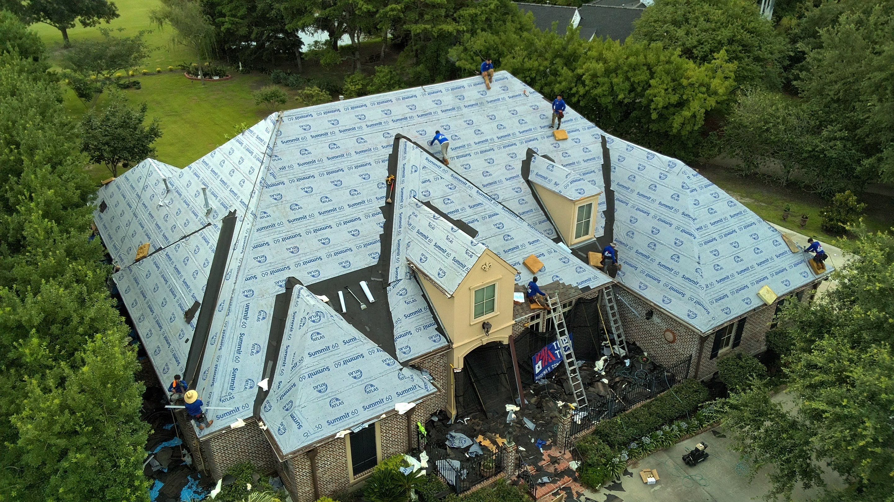 Majestic Shake - Atlas by Top Team Roofing & Construction