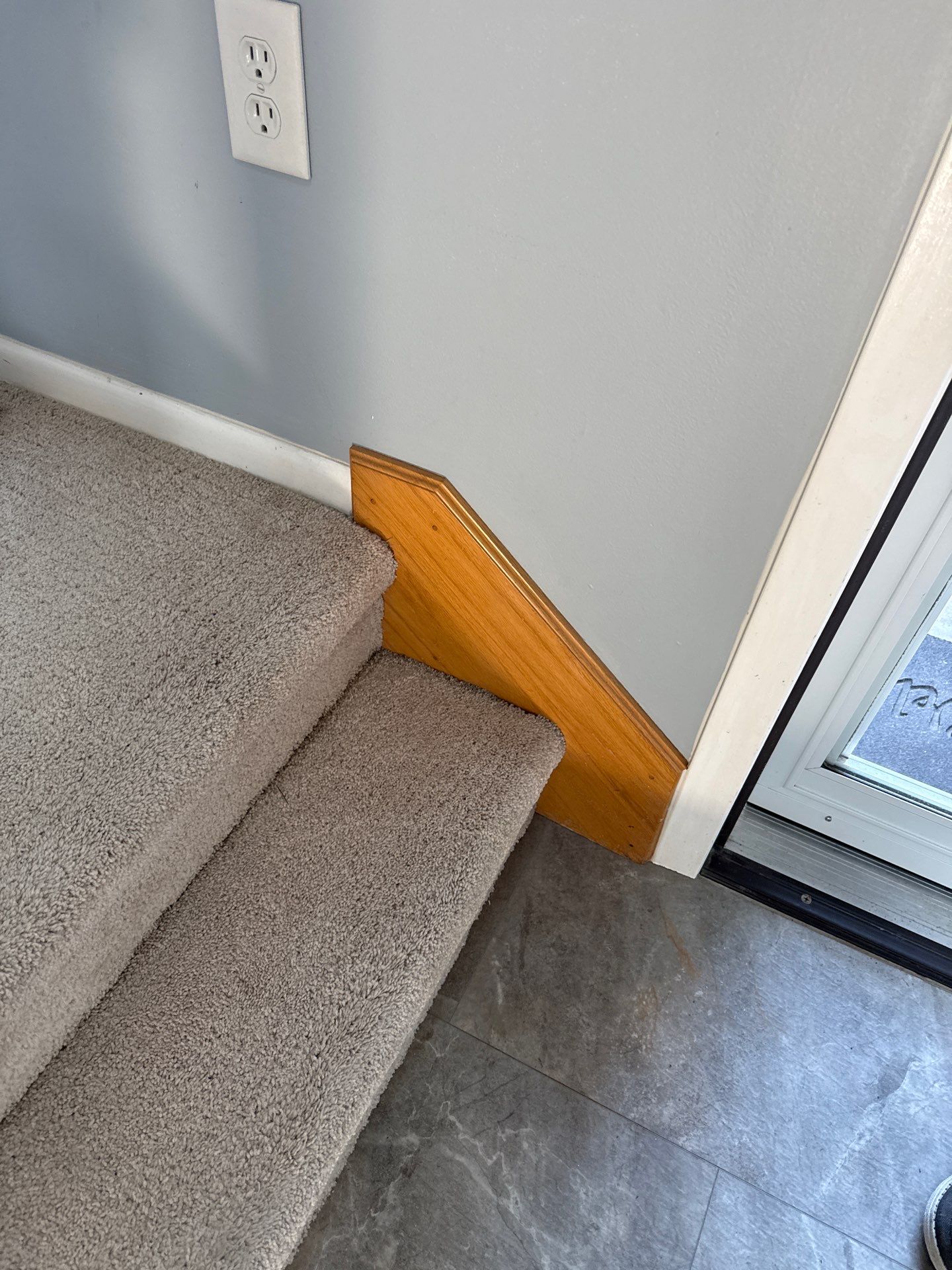 Condo Repaint Walls in Urbandale by Midwest Paint LLC