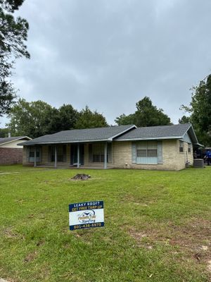 GAF HDZ Shingle Roof Replacement — Picayune, MS (Tarp-Up to Full Replacement)